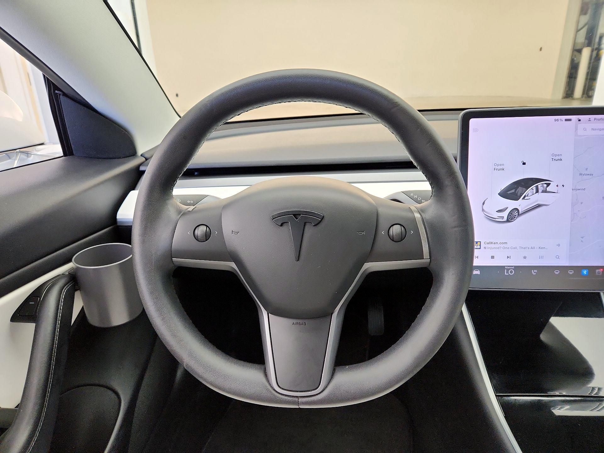 Thumbnail: 2020 Tesla Model 3 - 10