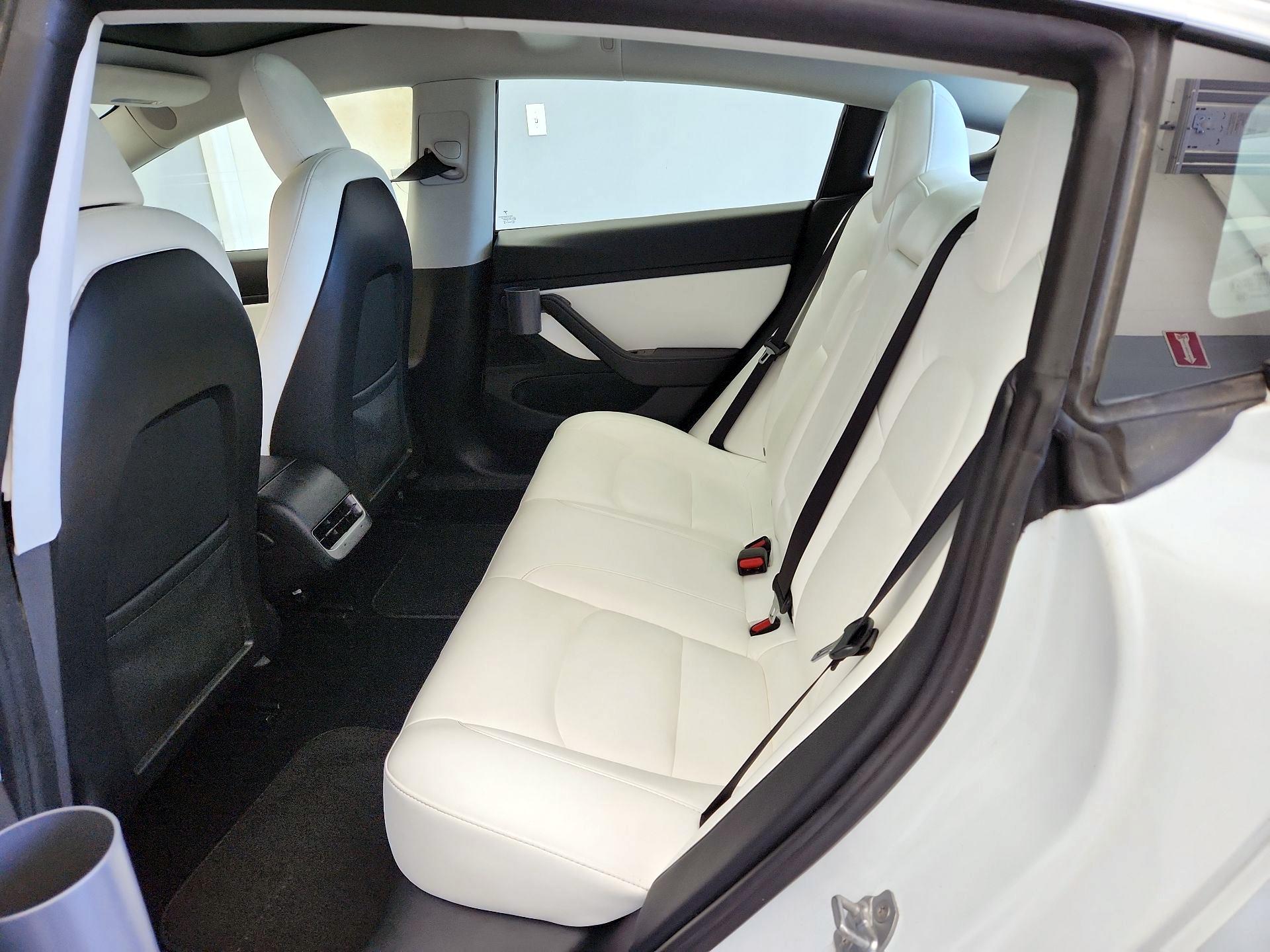 Thumbnail: 2020 Tesla Model 3 - 19