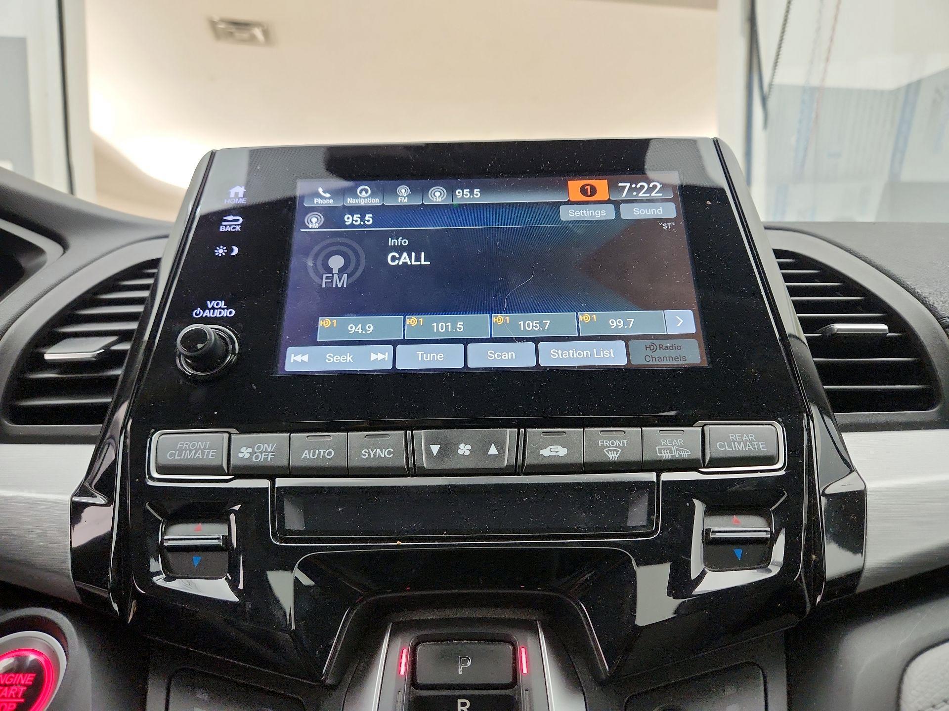 Thumbnail: 2019 Honda Odyssey - 16