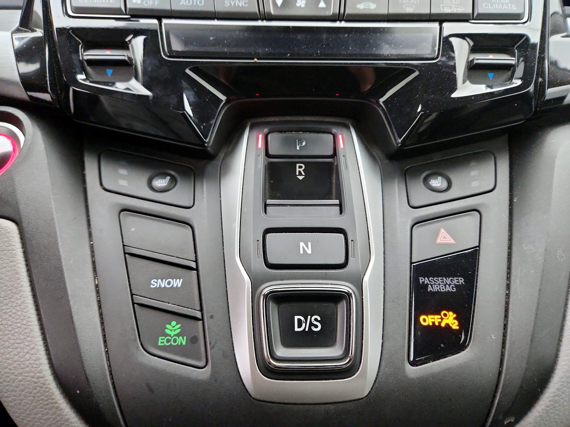 Thumbnail: 2019 Honda Odyssey - 18