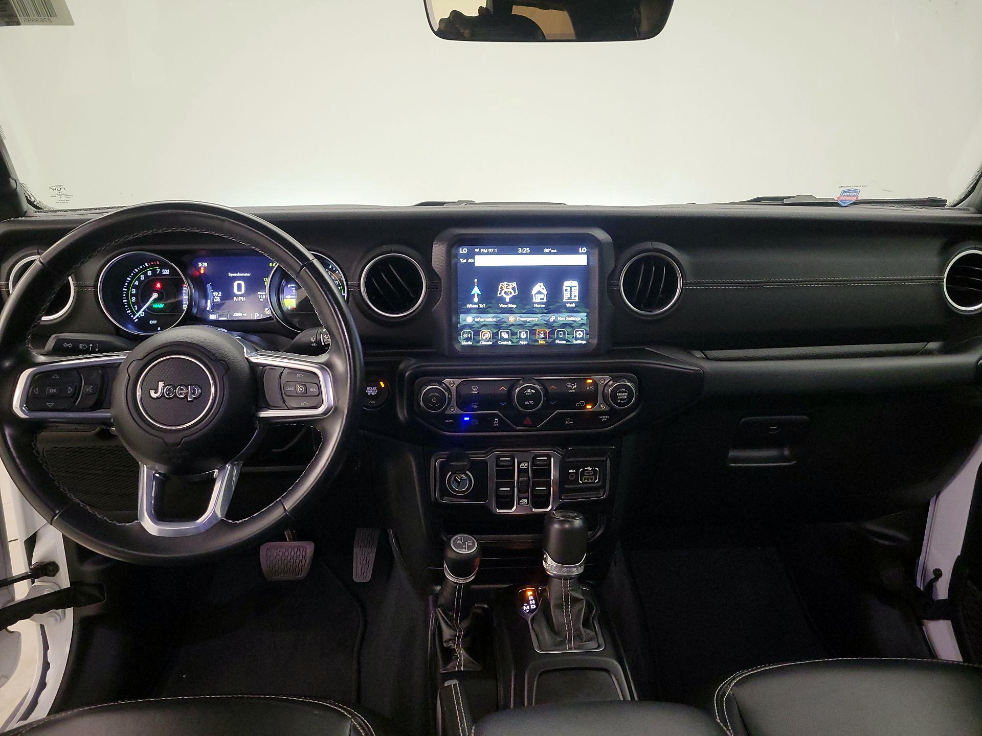 Thumbnail: 2022 Jeep Wrangler - 8