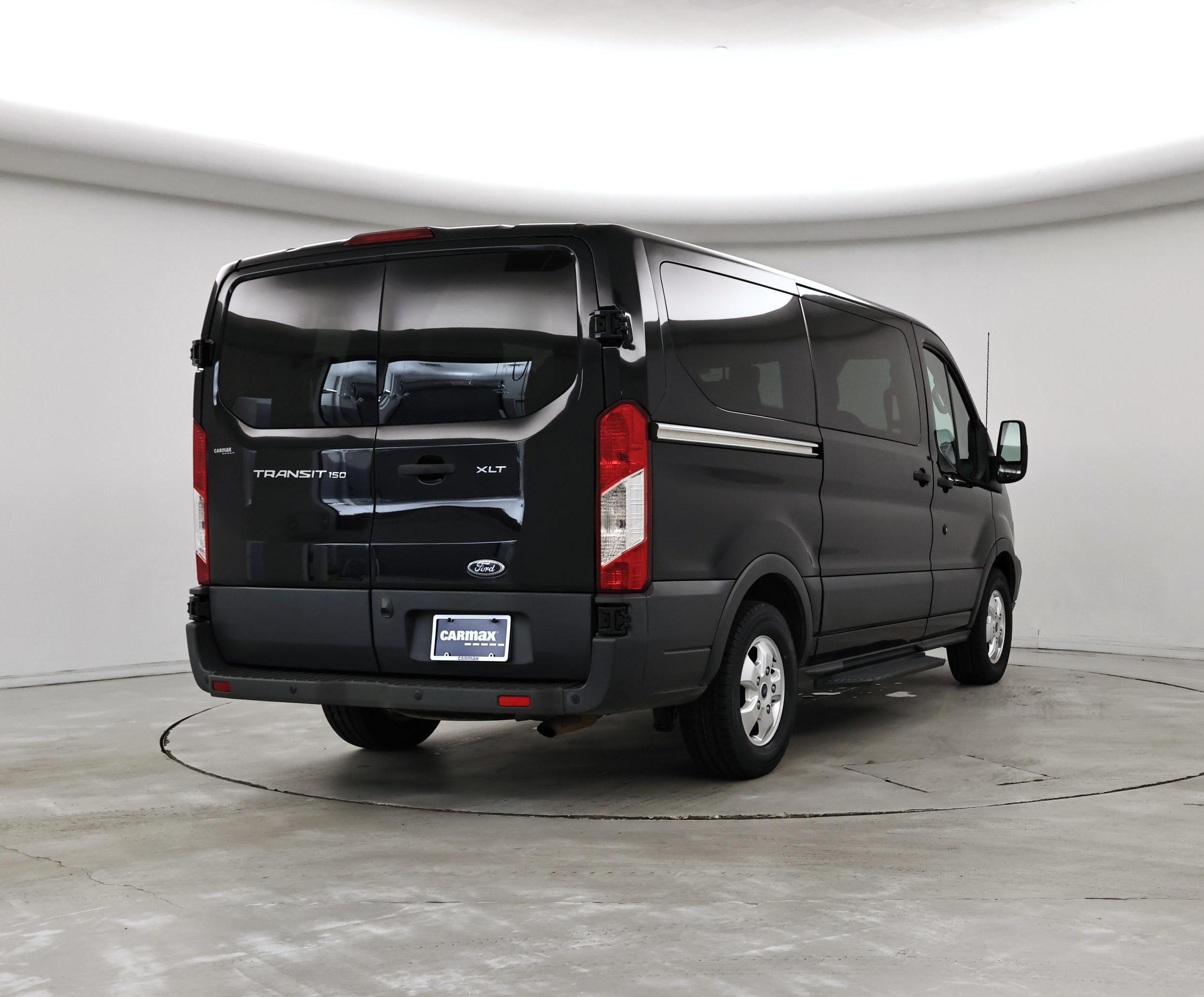 Thumbnail: 2017 Ford Transit Series - 8