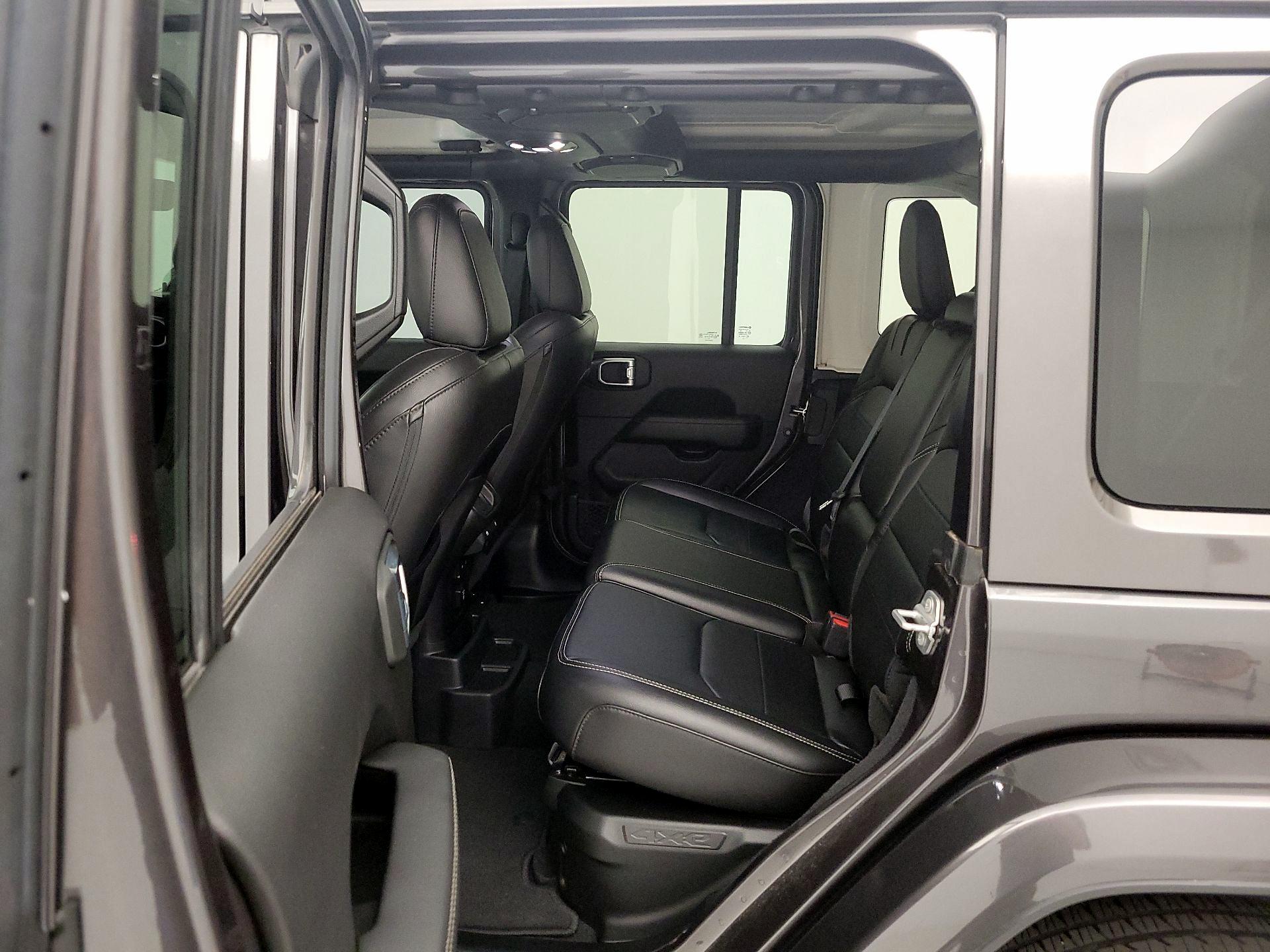 Thumbnail: 2021 Jeep Wrangler - 20