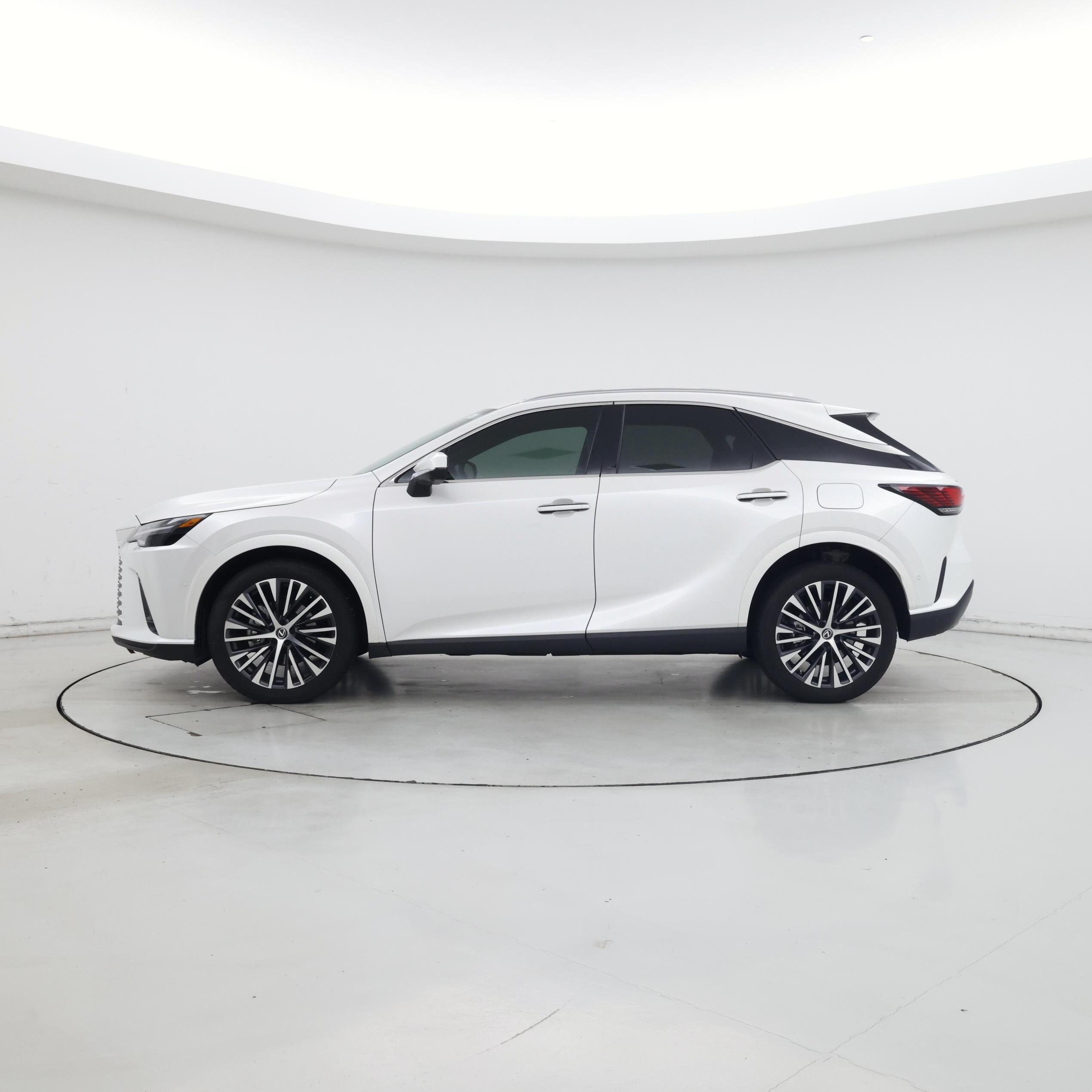 Thumbnail: 2024 Lexus RX - 3