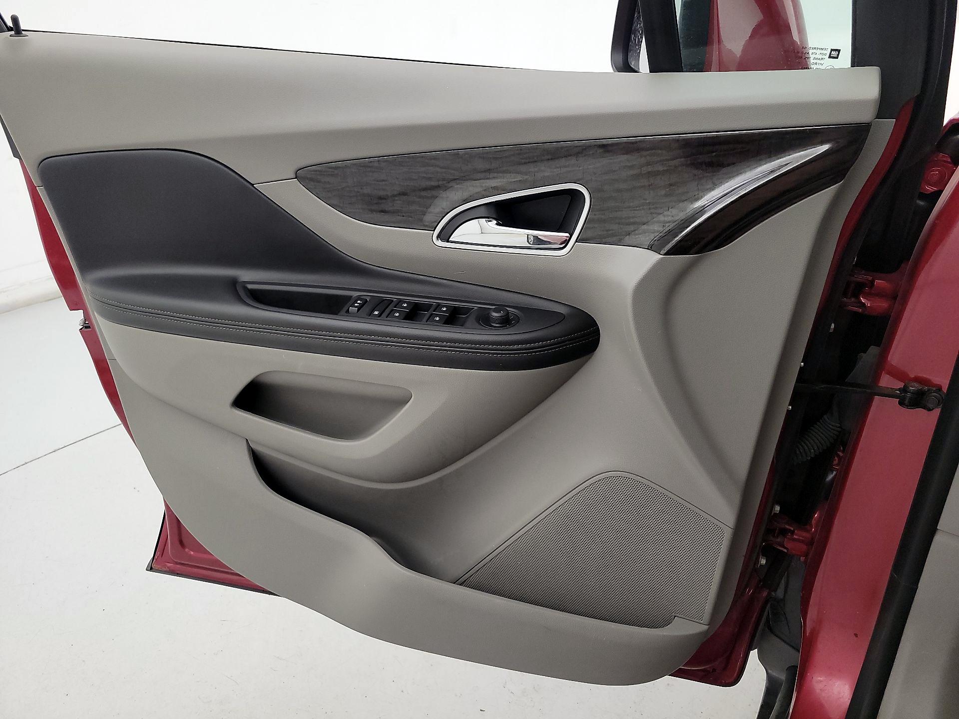 Thumbnail: 2014 Buick Encore - 12