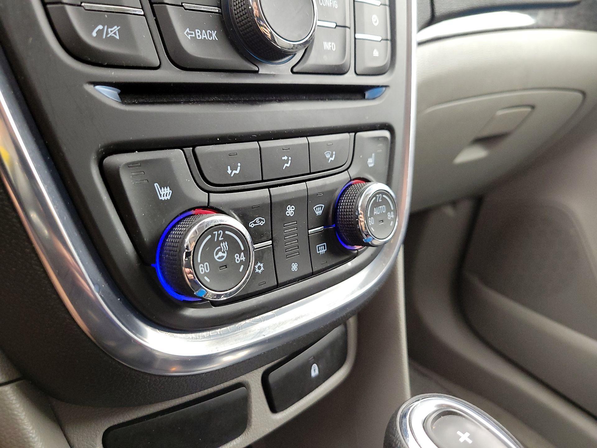 Thumbnail: 2014 Buick Encore - 16