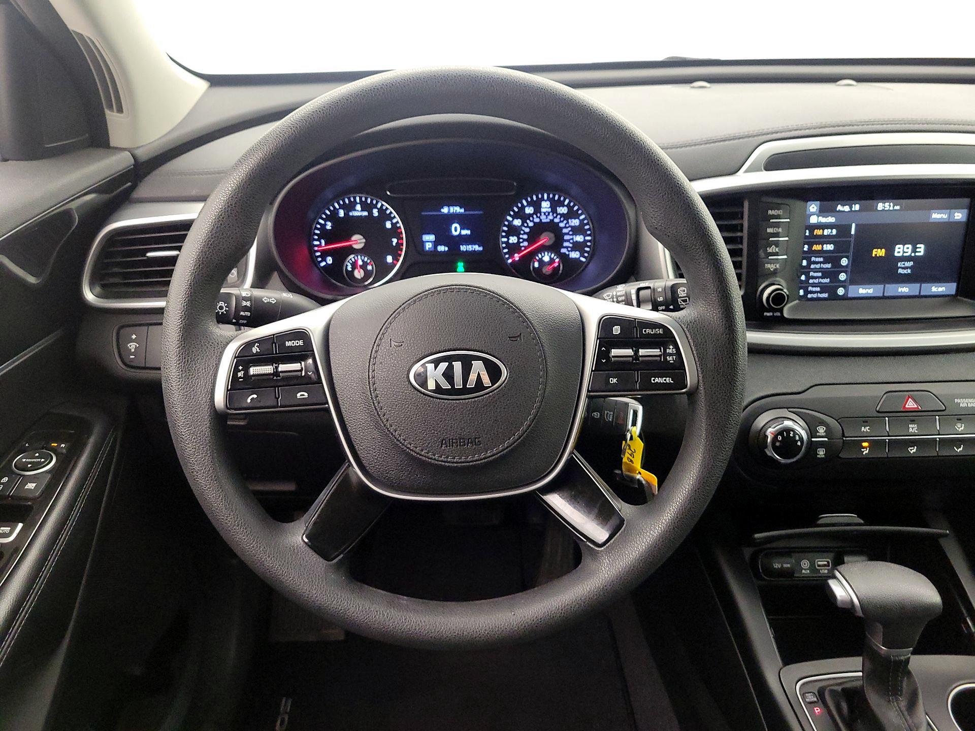 Thumbnail: 2020 Kia Sorento - 10