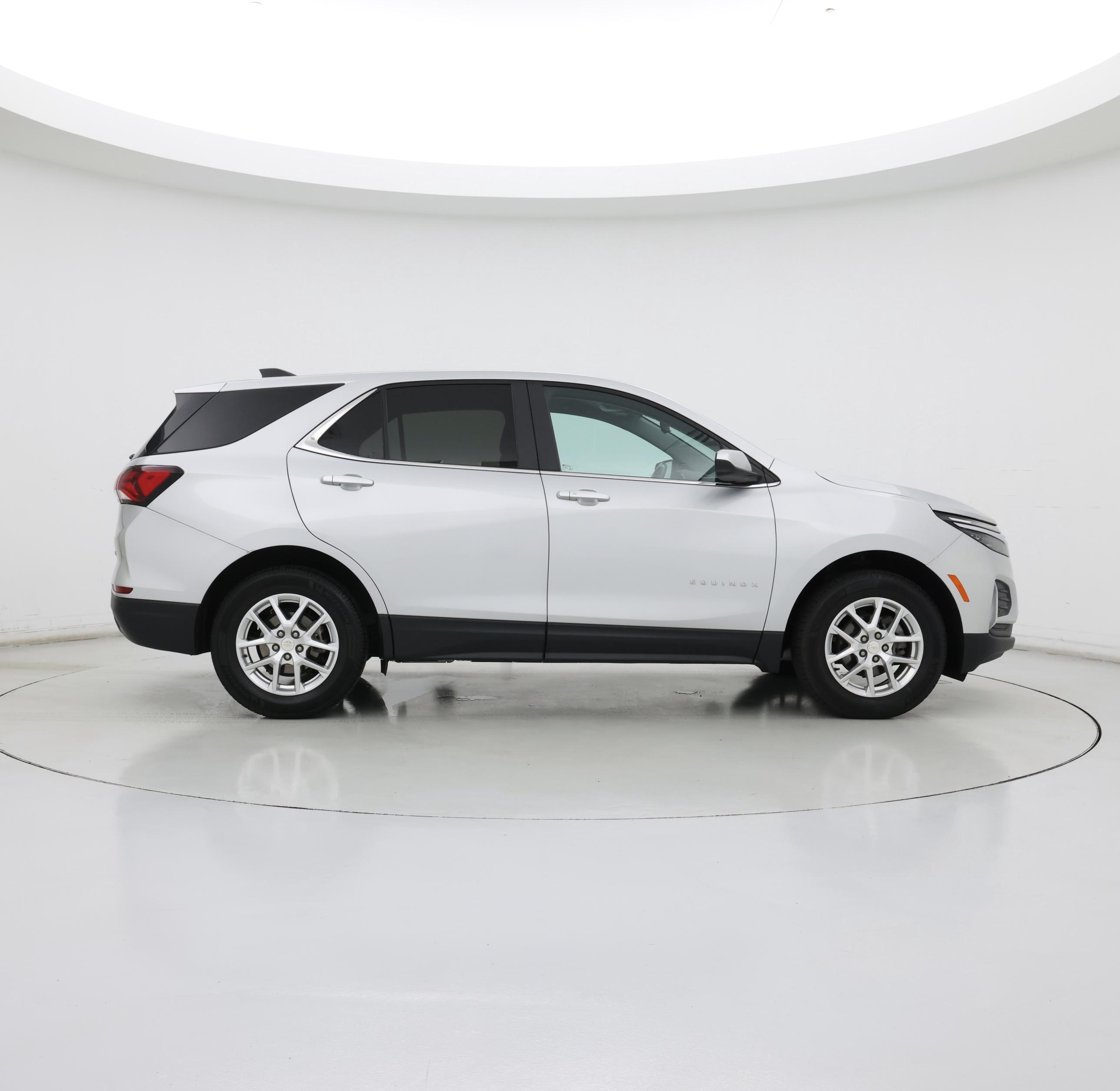 Thumbnail: 2022 Chevrolet Equinox - 7
