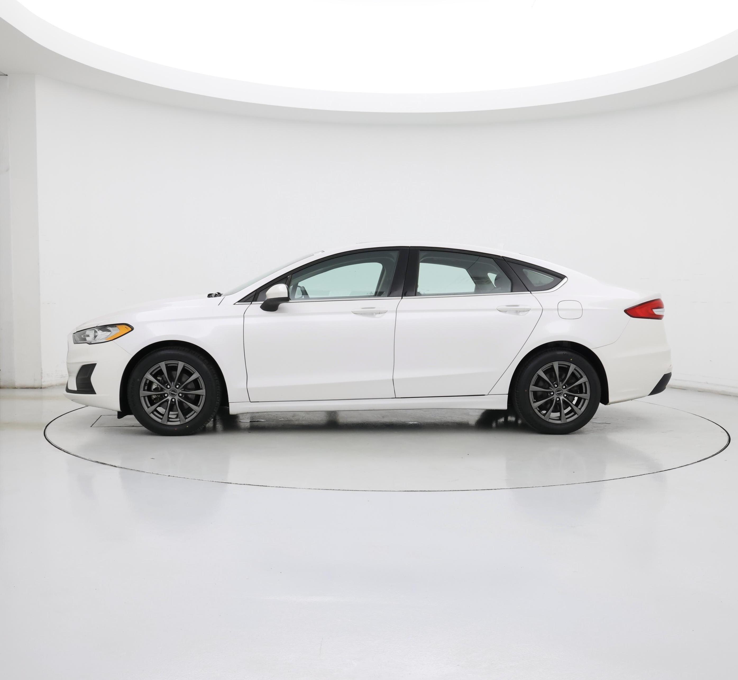 Thumbnail: 2020 Ford Fusion - 3