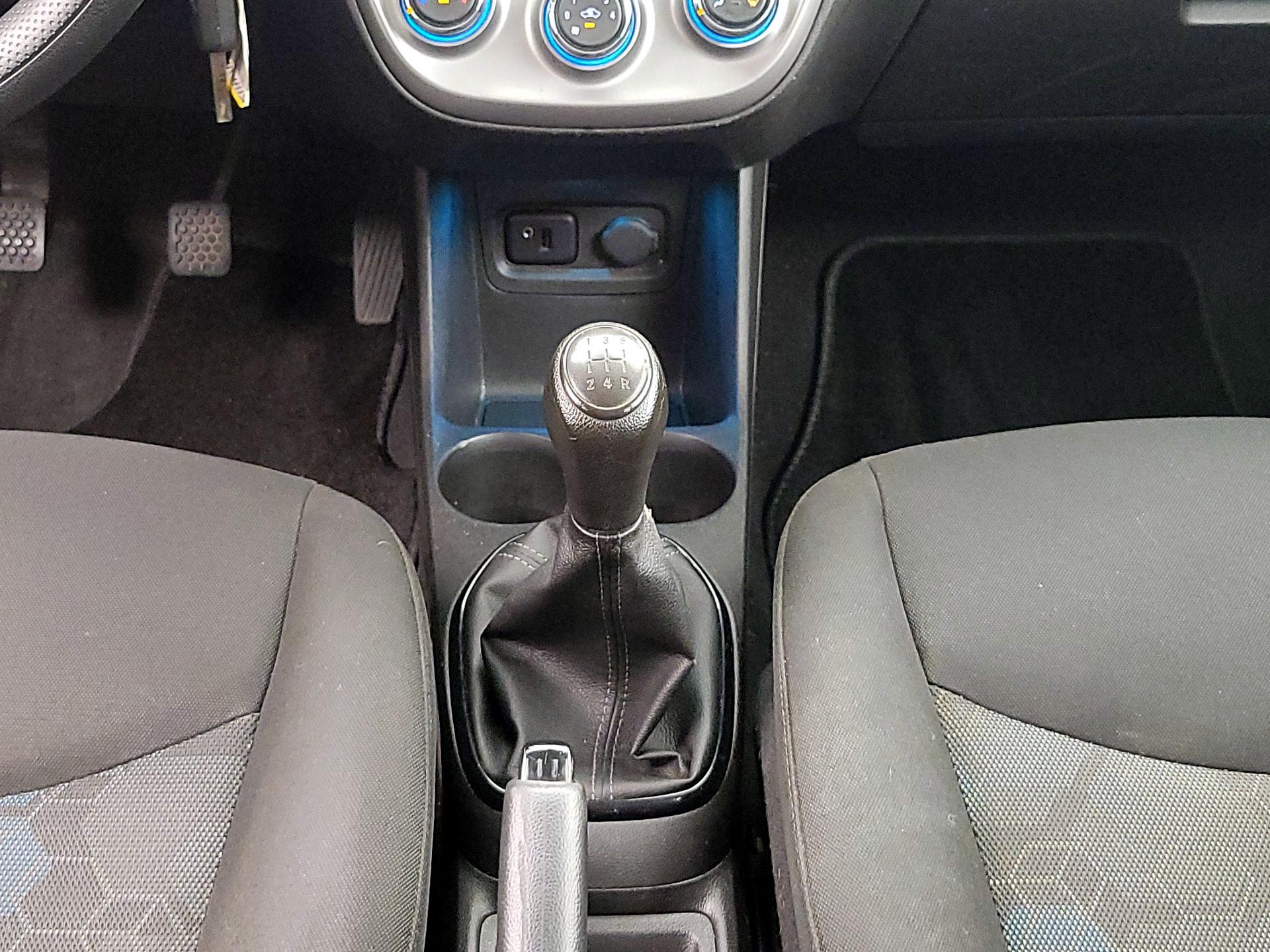 Thumbnail: 2017 Chevrolet Spark - 17
