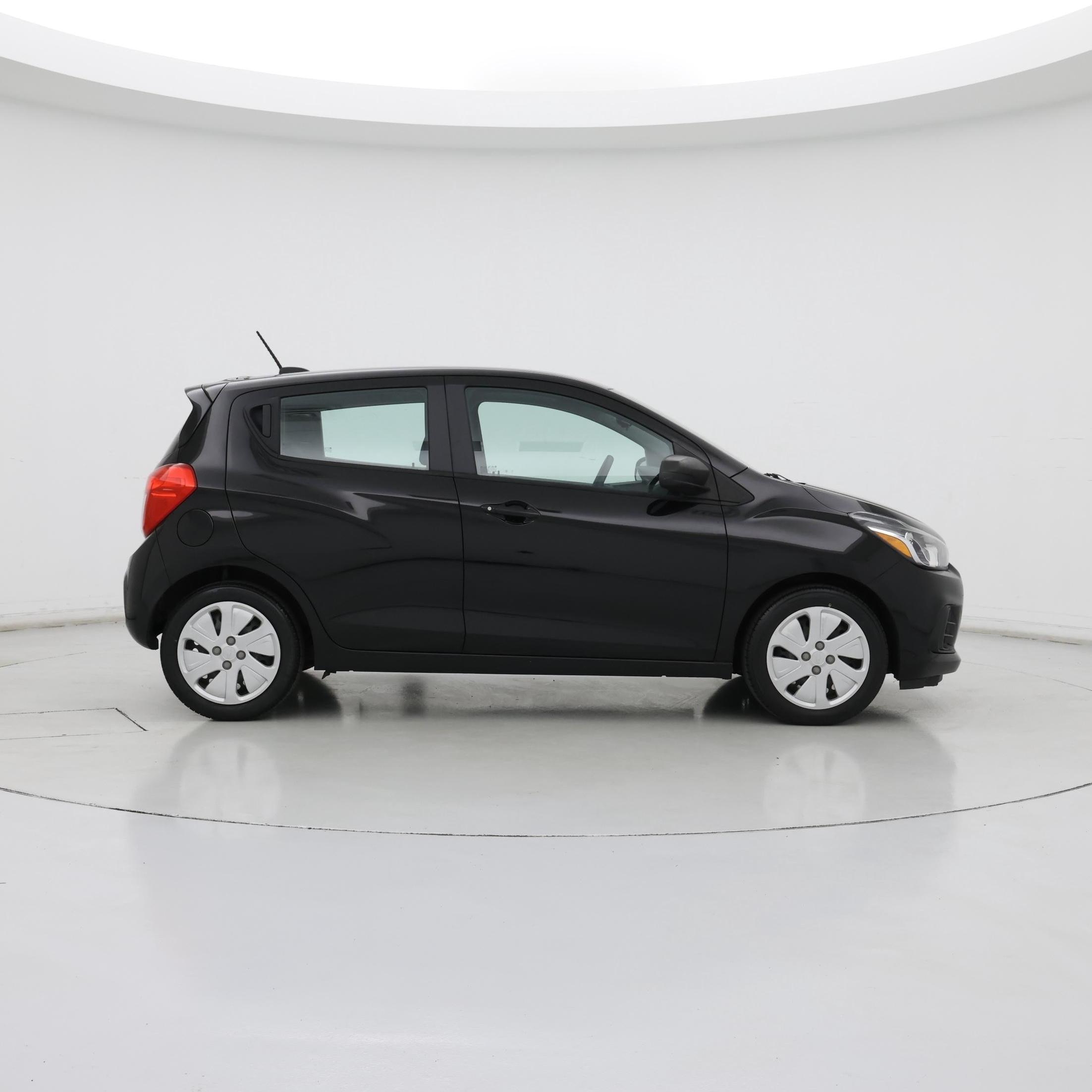 Thumbnail: 2017 Chevrolet Spark - 7