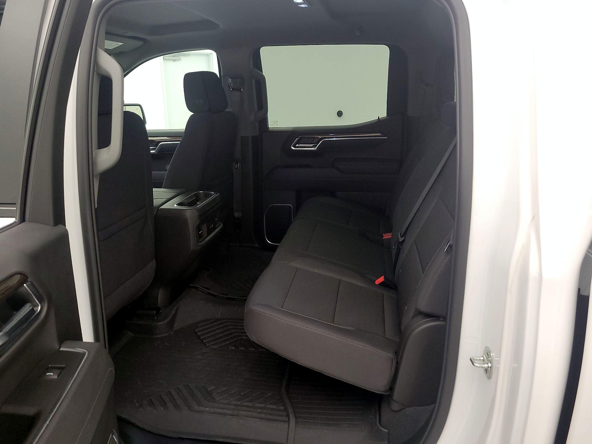 Thumbnail: 2025 Chevrolet Silverado 1500 - 20