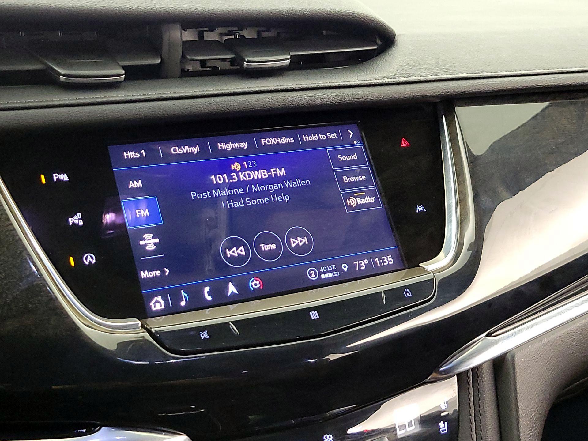 Thumbnail: 2021 Cadillac XT6 - 16