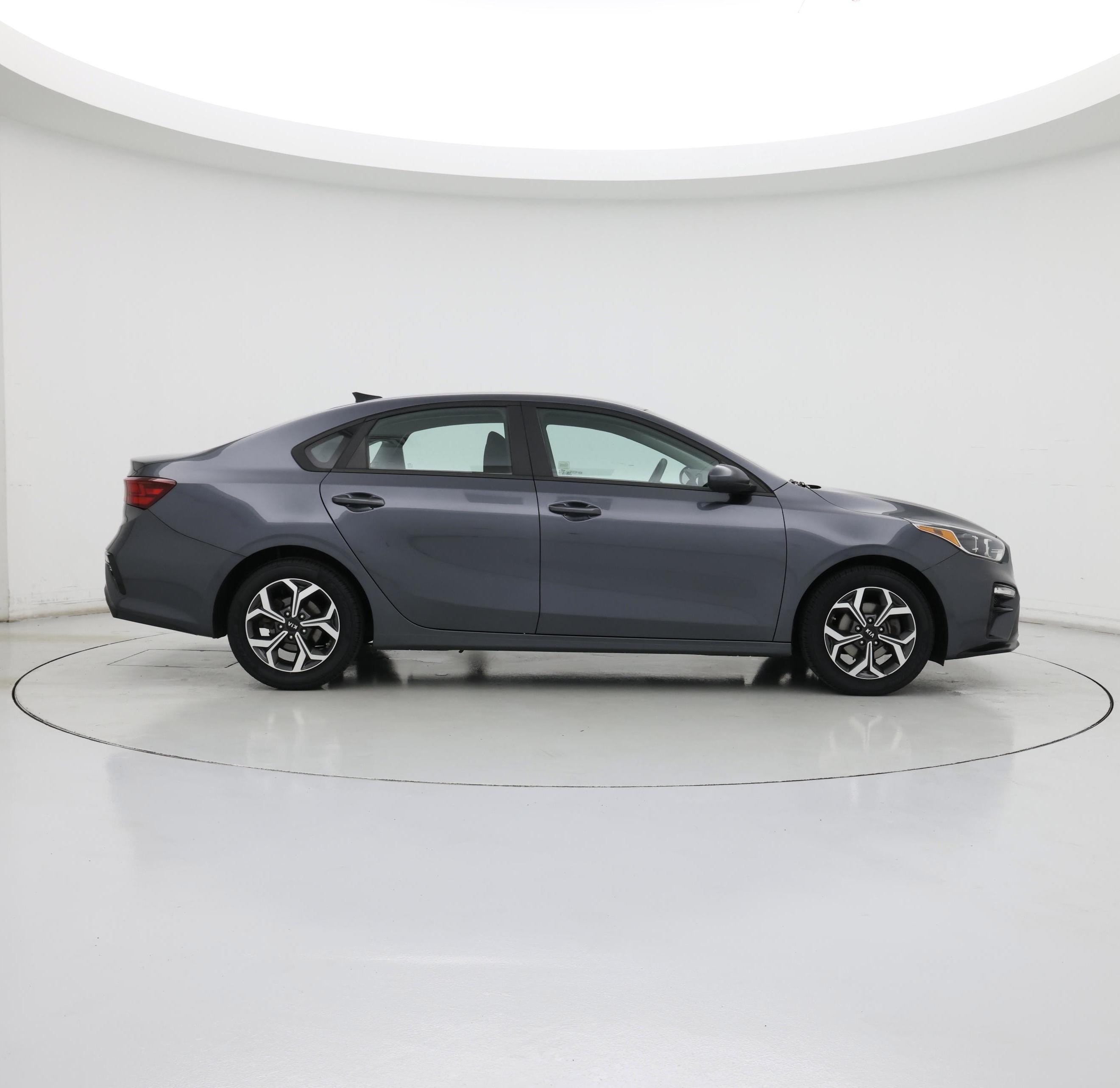 Thumbnail: 2020 Kia Forte - 7