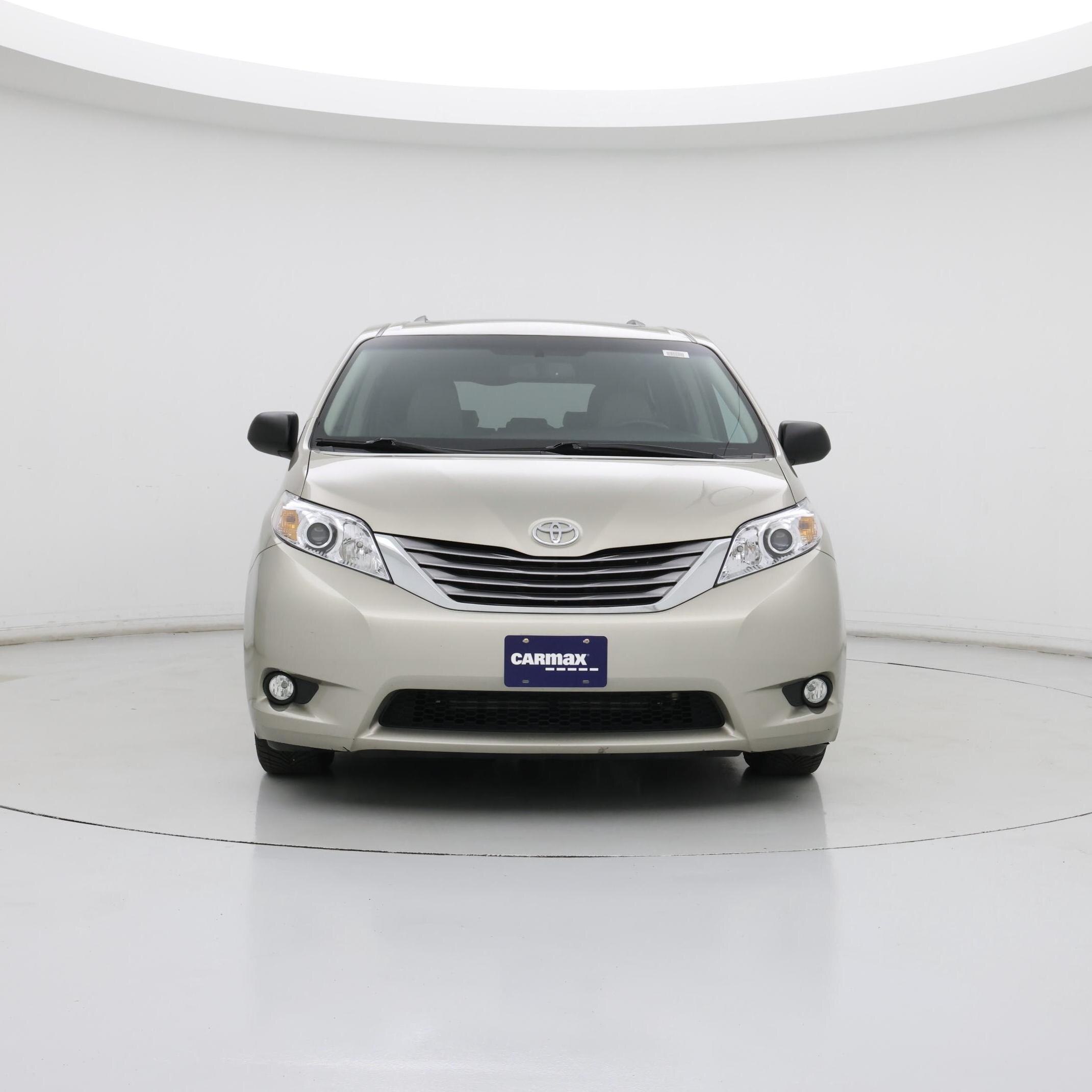Thumbnail: 2017 Toyota Sienna - 5