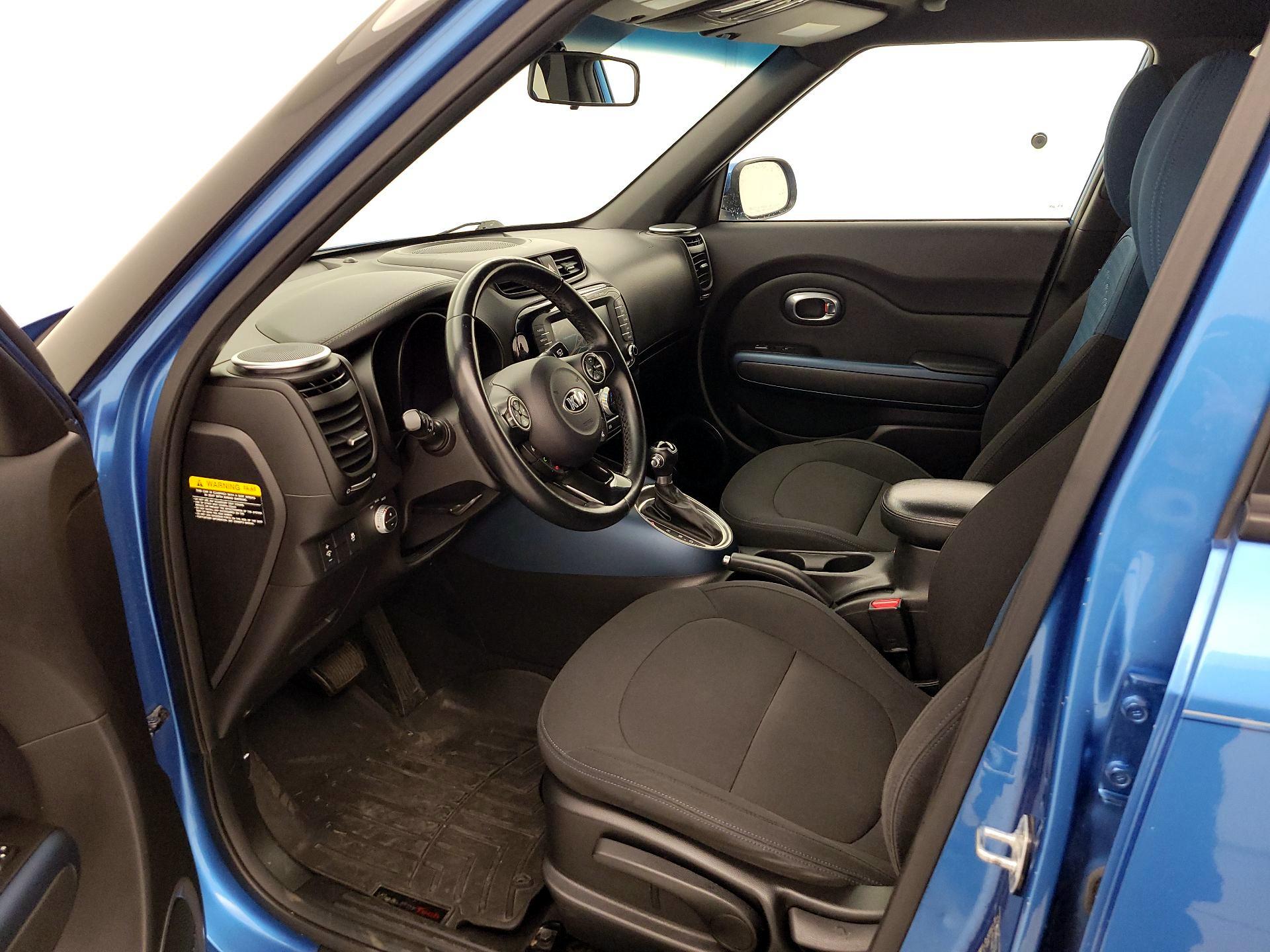 Thumbnail: 2015 Kia Soul - 11