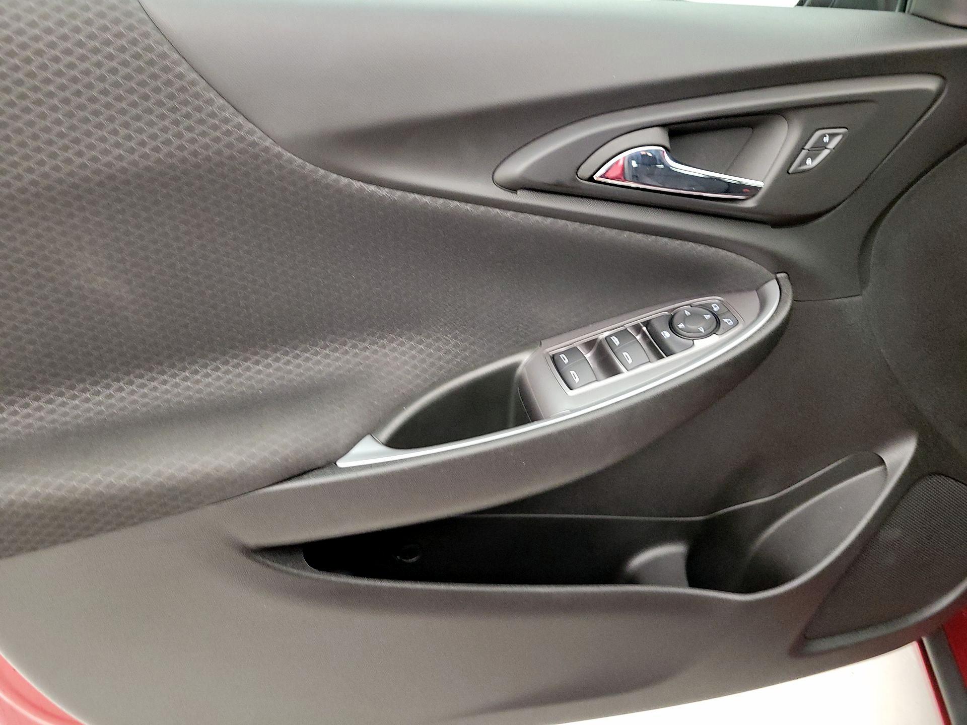 Thumbnail: 2024 Chevrolet Malibu - 12