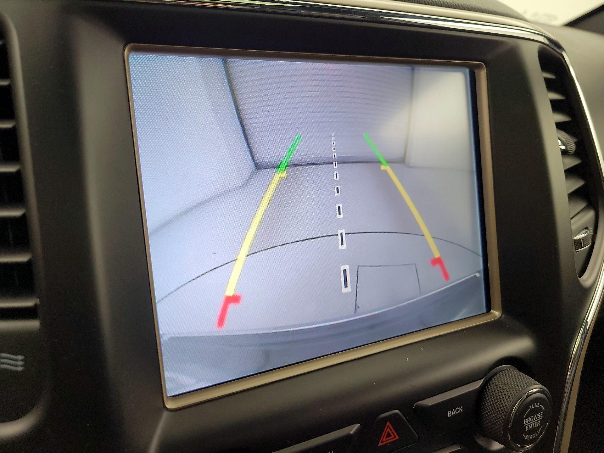 Thumbnail: 2014 Jeep Grand Cherokee - 15