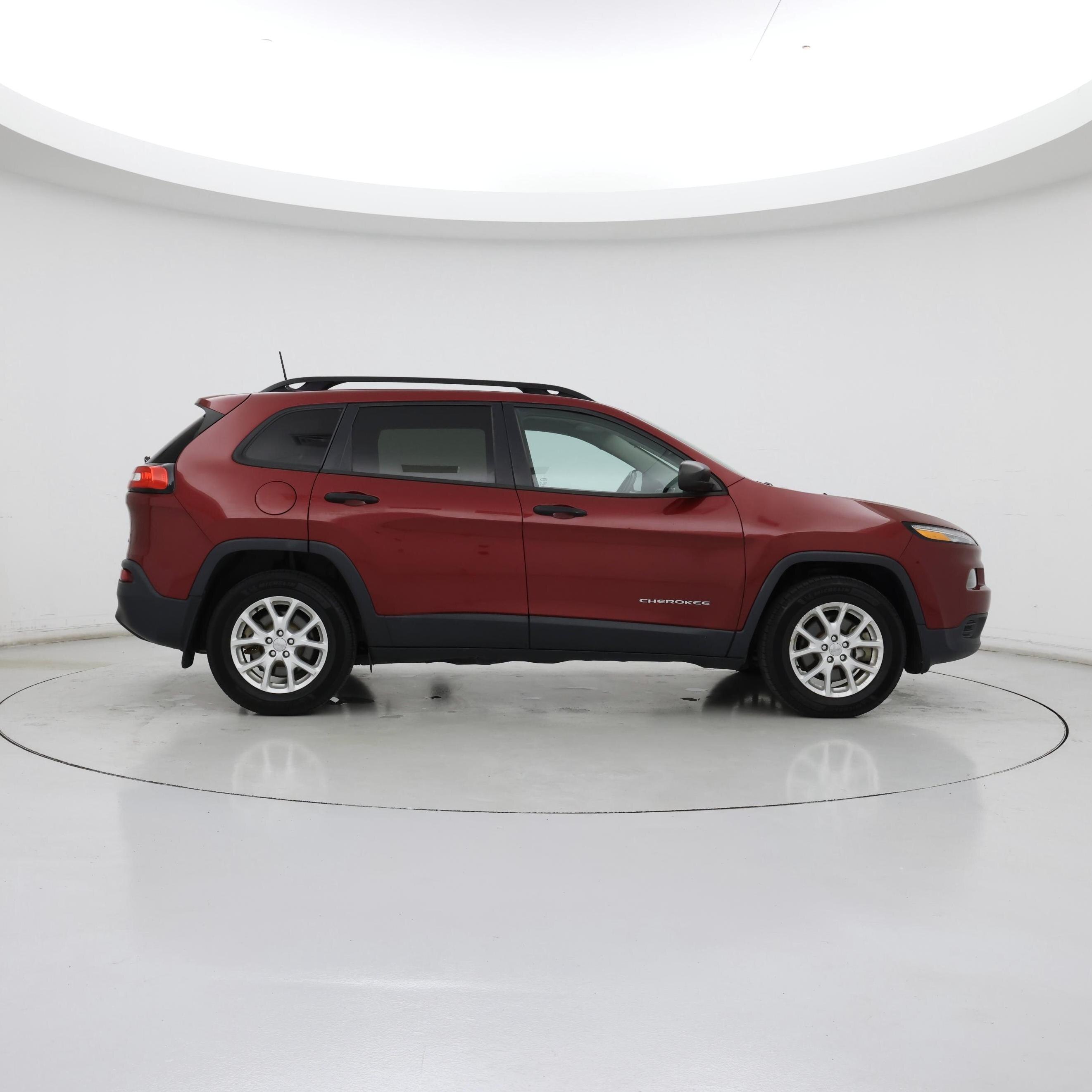 Thumbnail: 2016 Jeep Cherokee - 7