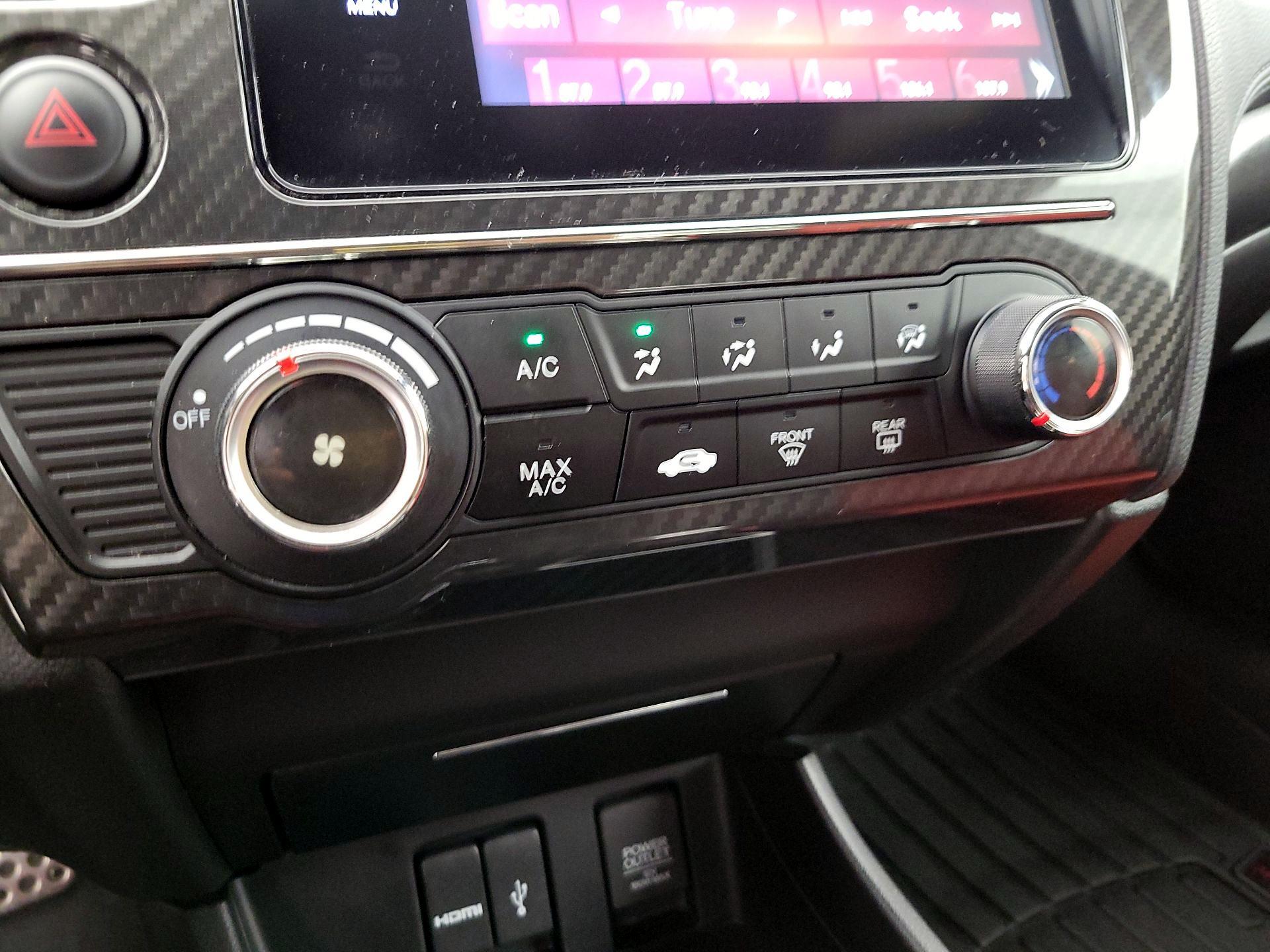 Thumbnail: 2015 Honda Civic - 16