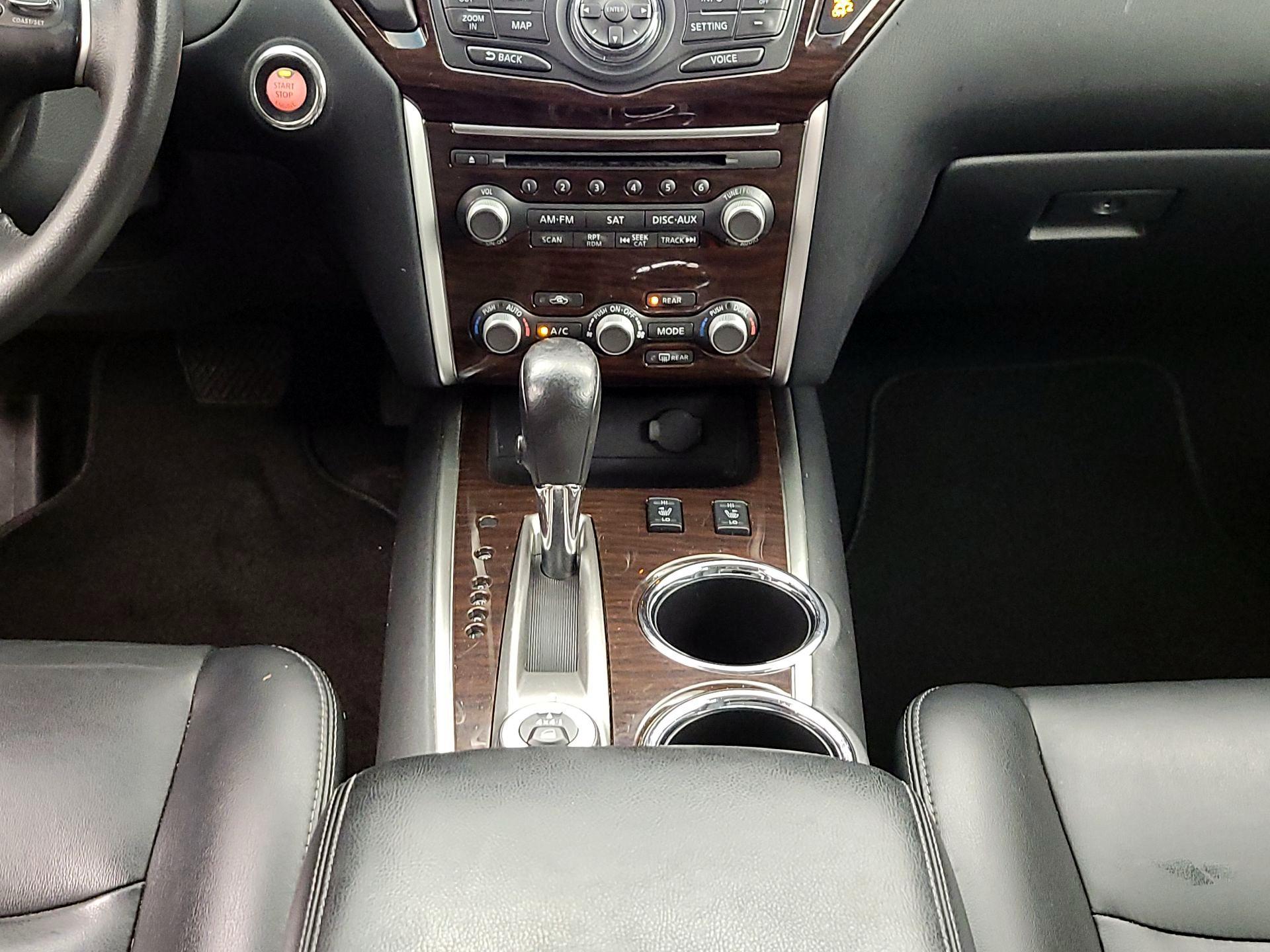 Thumbnail: 2015 Nissan Pathfinder - 18