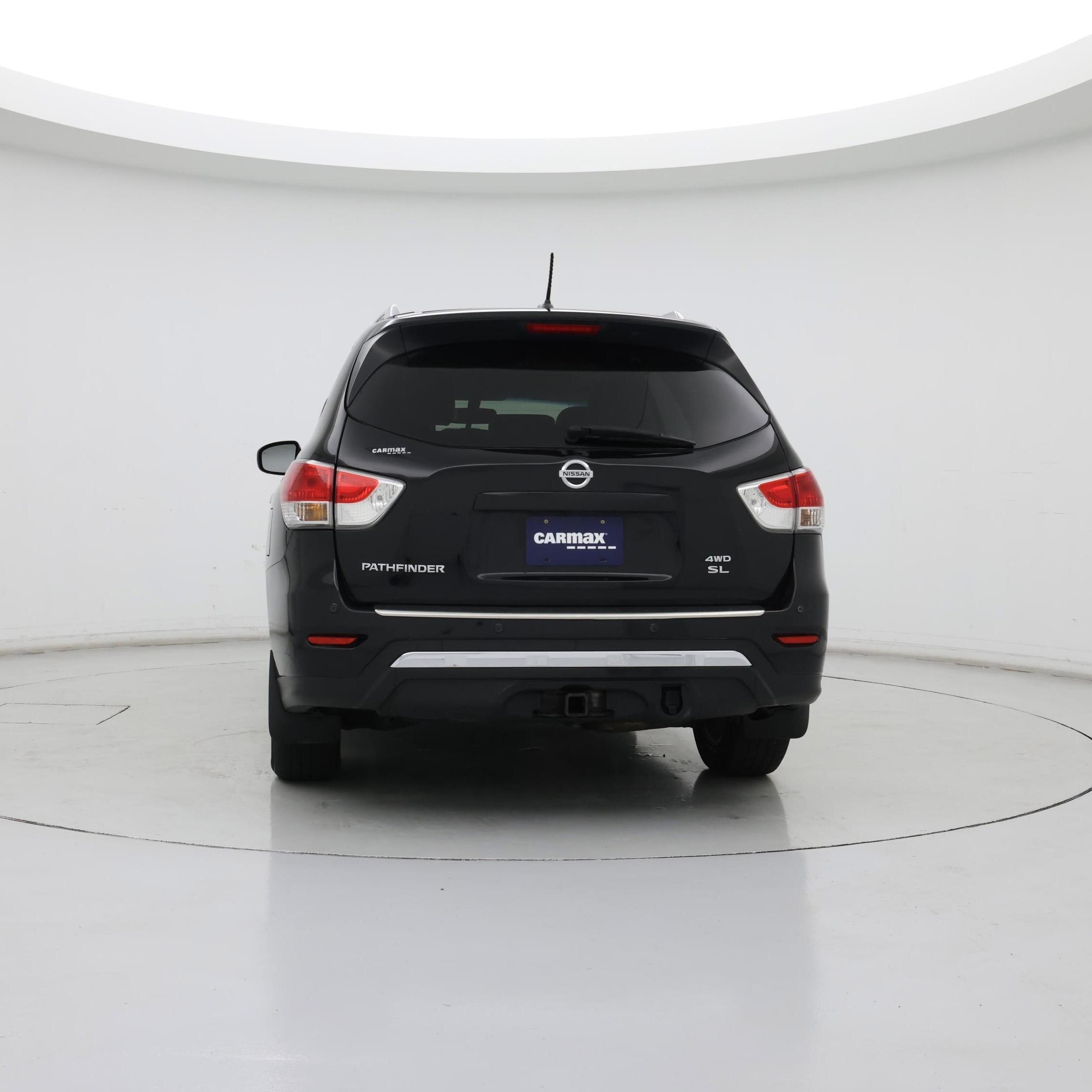 Thumbnail: 2015 Nissan Pathfinder - 6