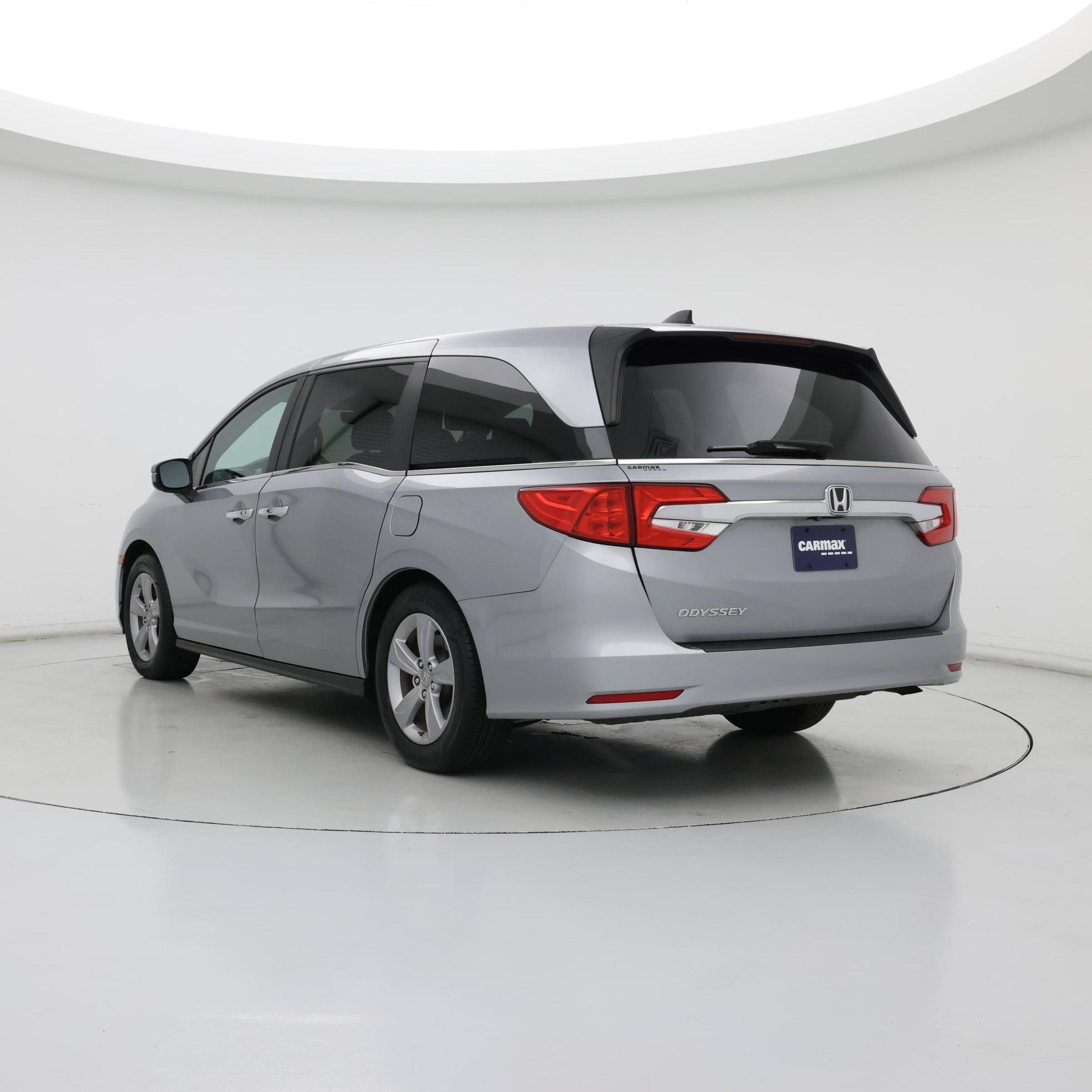 Thumbnail: 2019 Honda Odyssey - 2