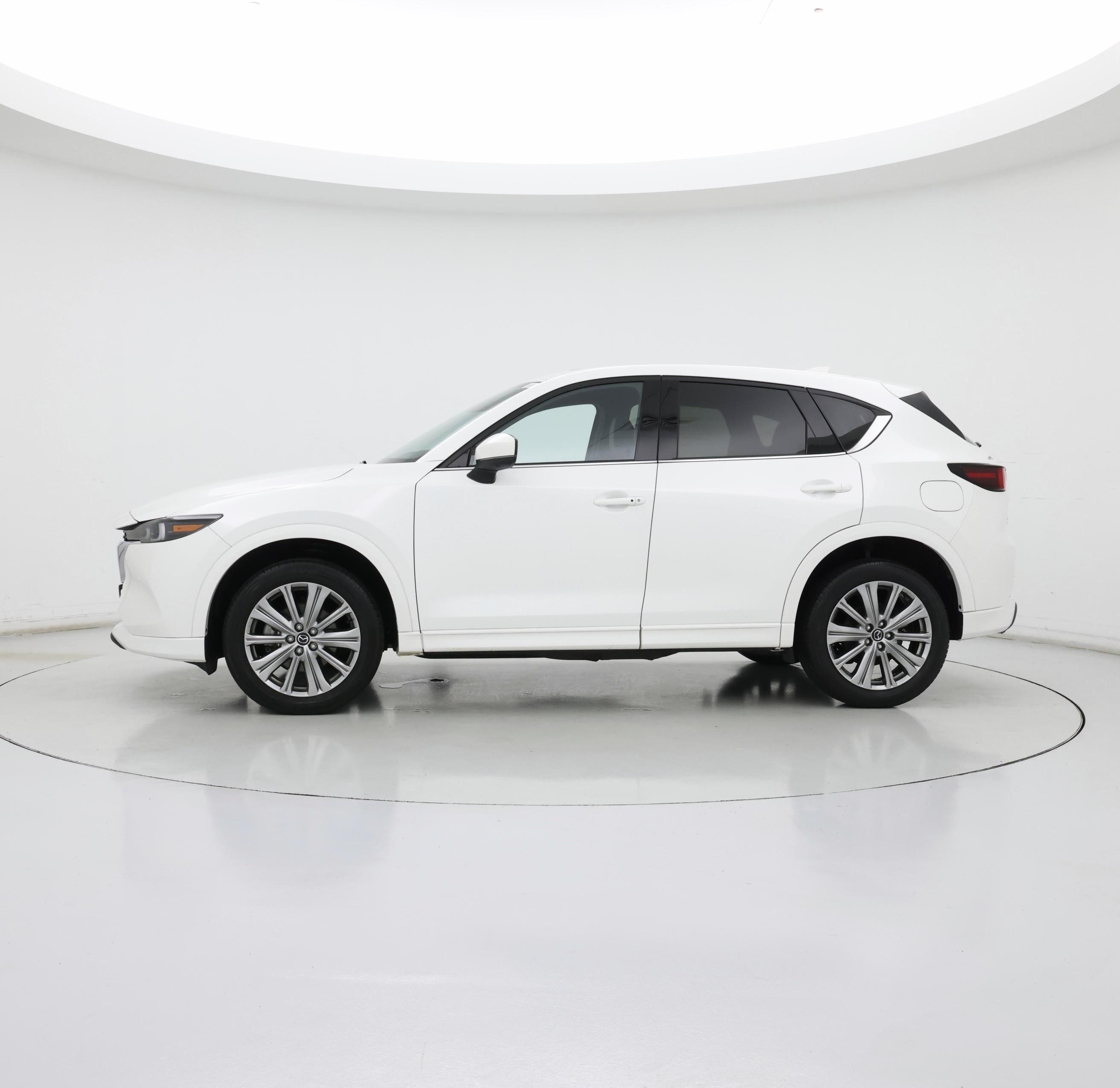 Thumbnail: 2022 Mazda CX-5 - 3