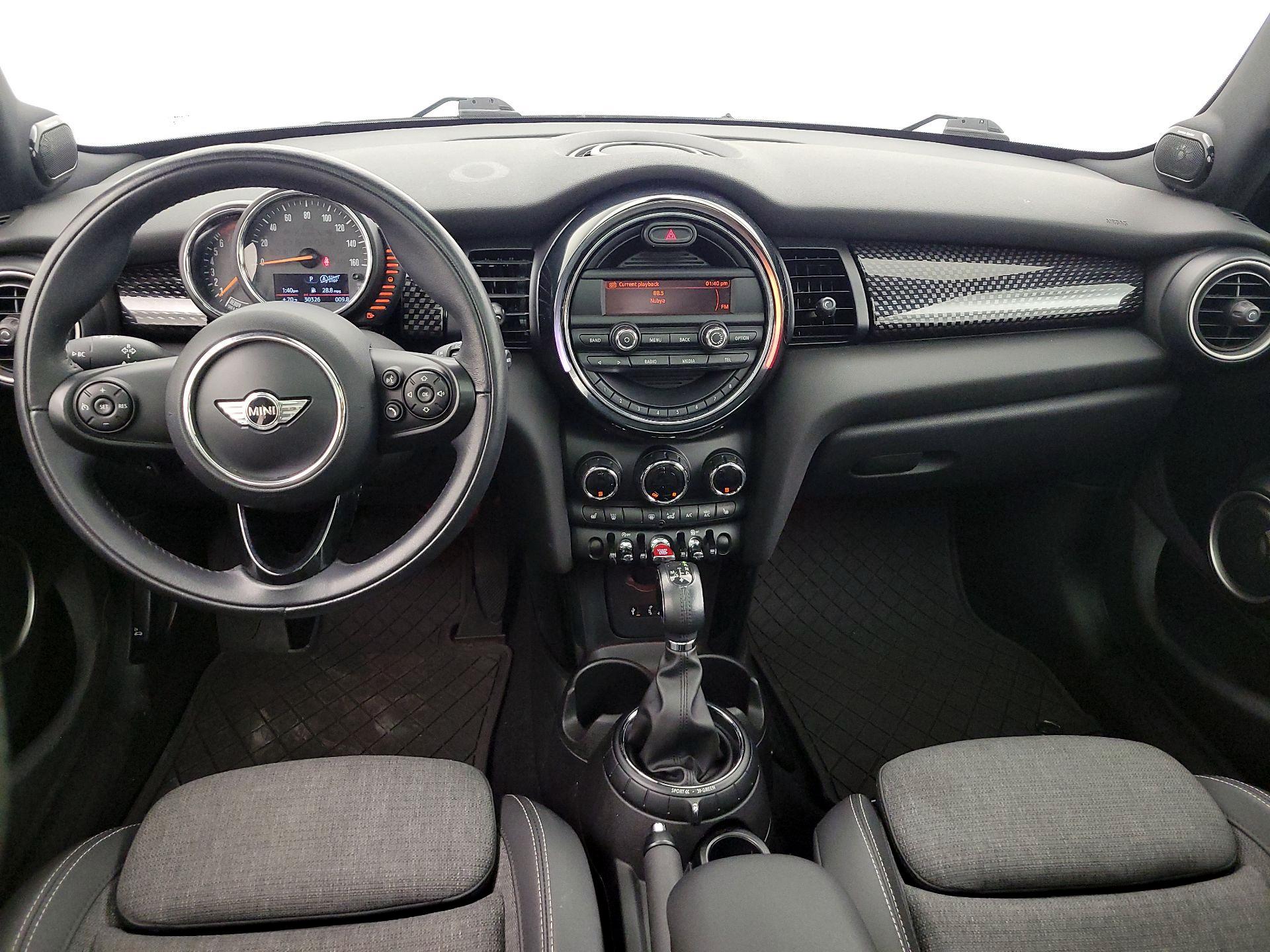 Thumbnail: 2015 MINI Cooper Hardtop - 9