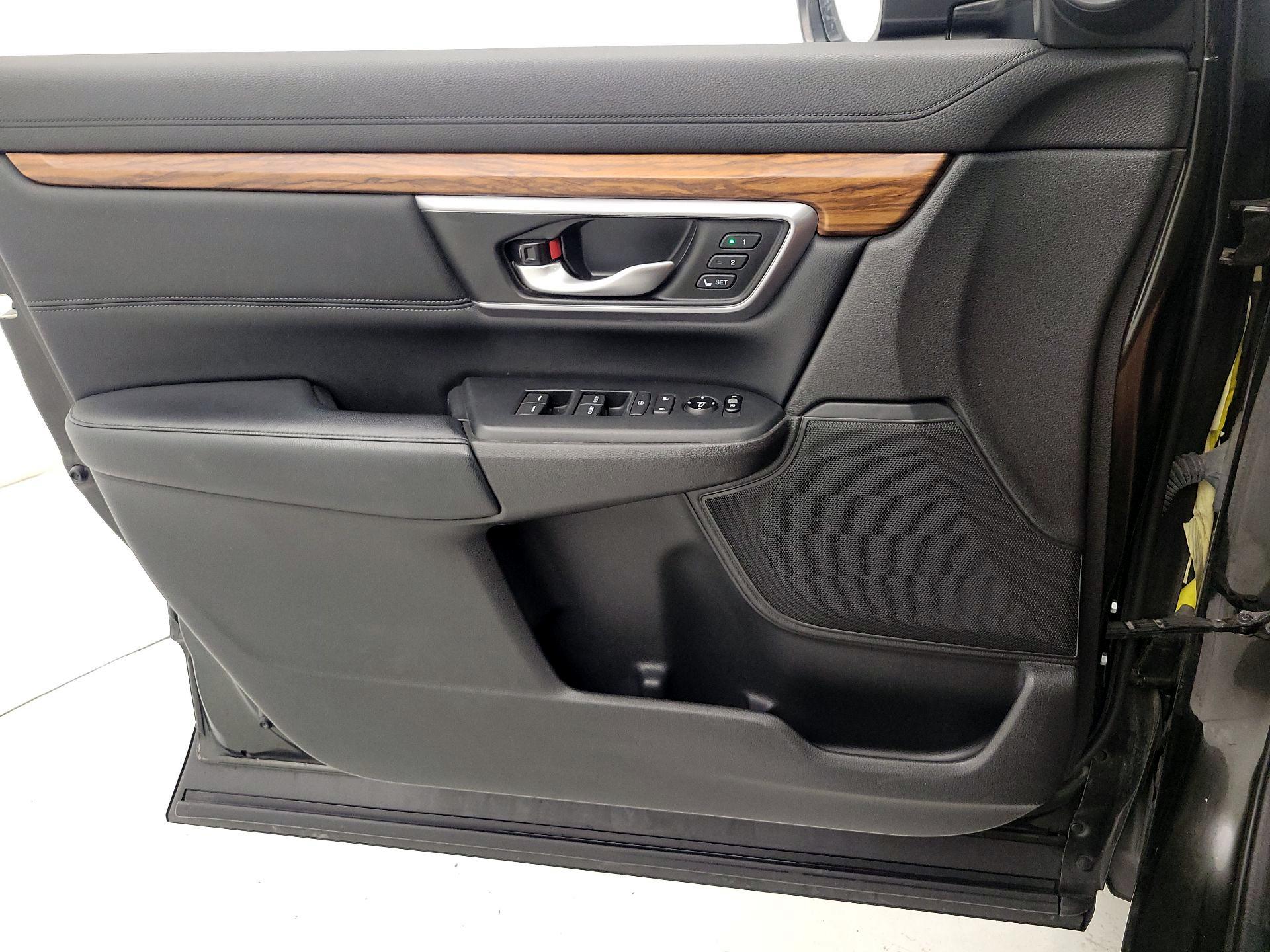 Thumbnail: 2017 Honda CR-V - 12