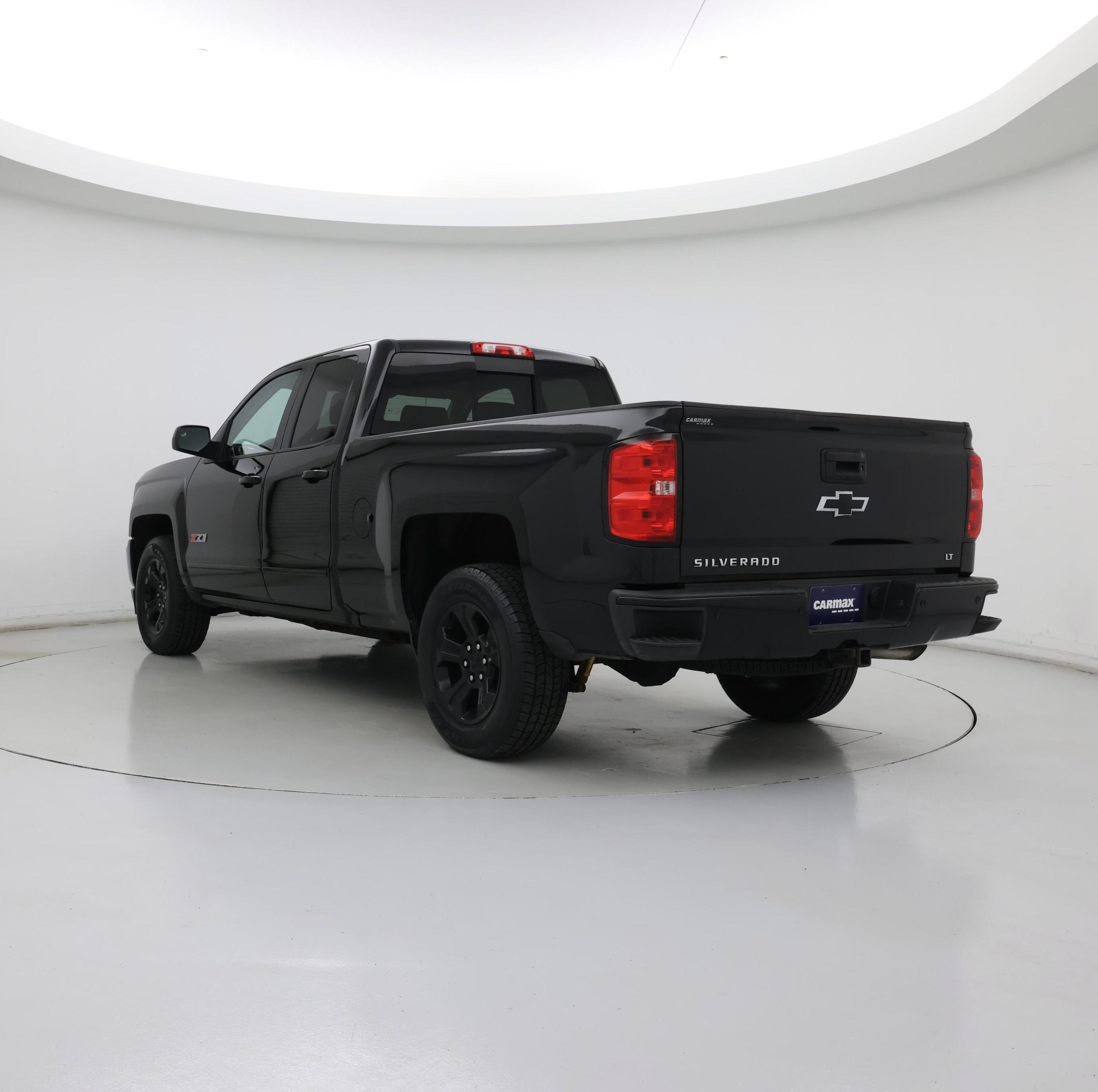 Thumbnail: 2018 Chevrolet Silverado 1500 - 2