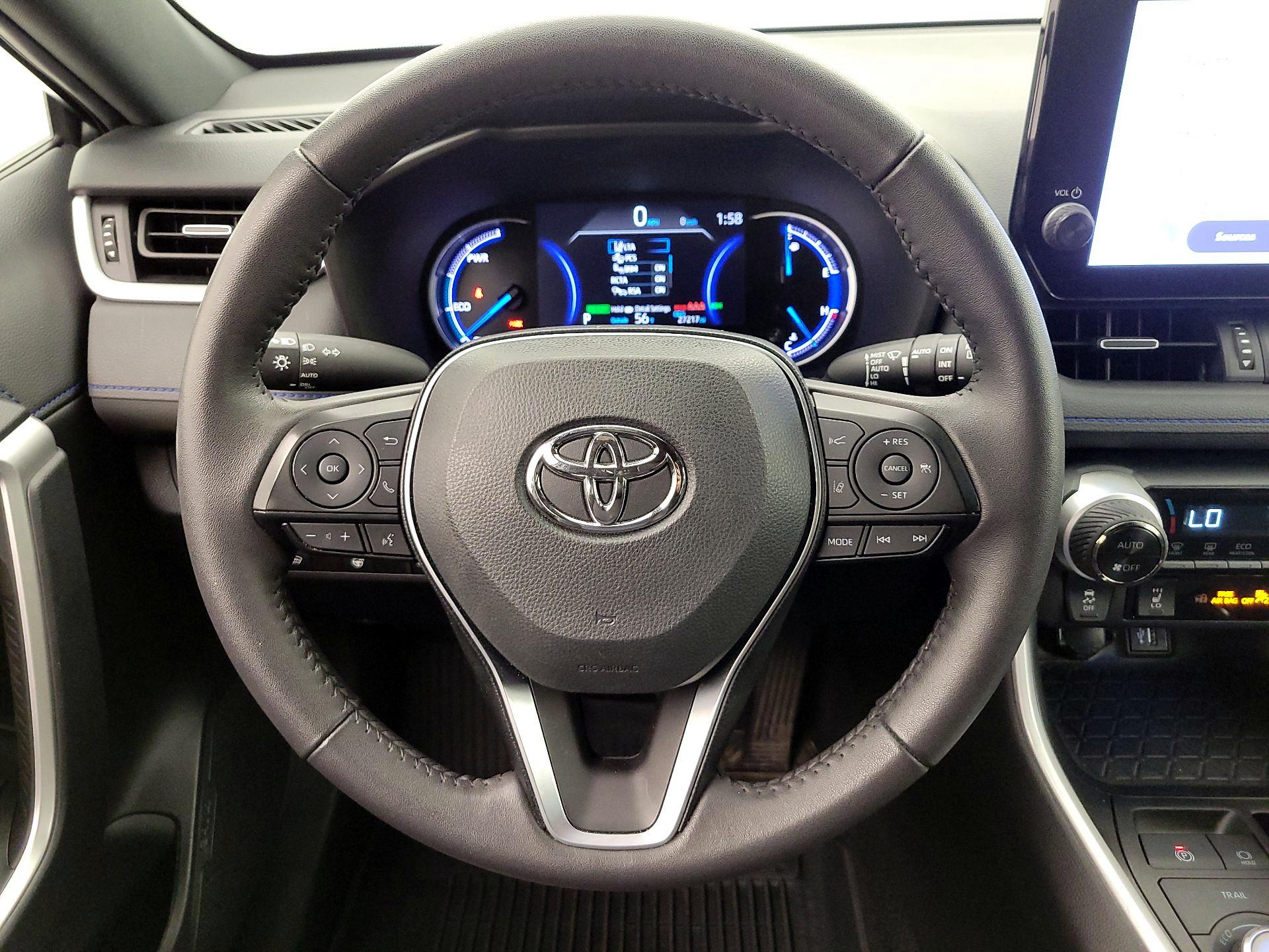 Thumbnail: 2024 Toyota RAV4 - 10