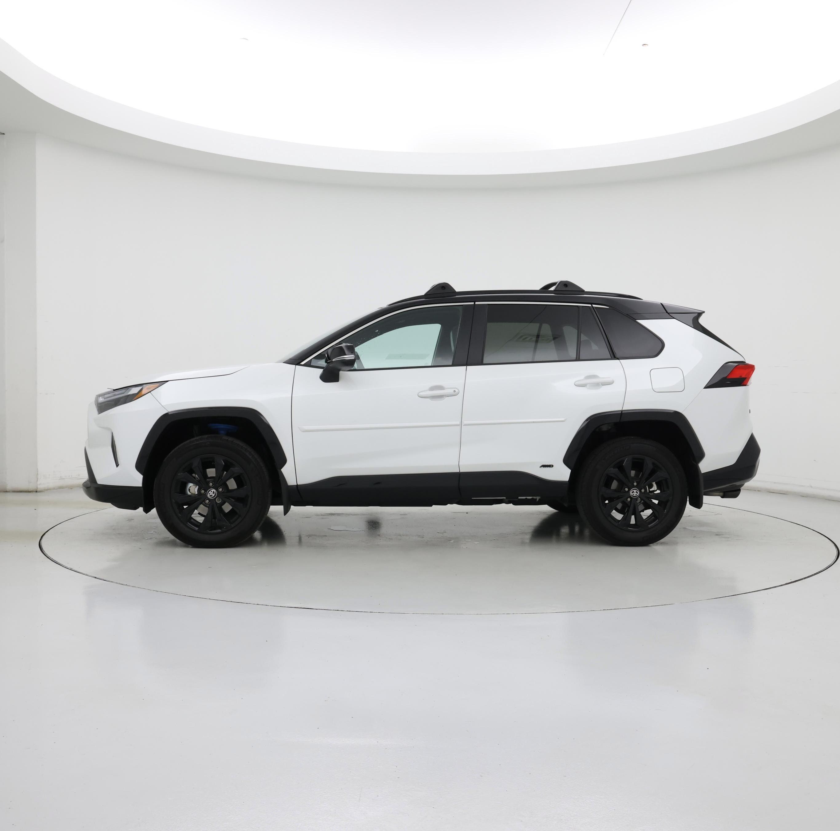 Thumbnail: 2024 Toyota RAV4 - 3