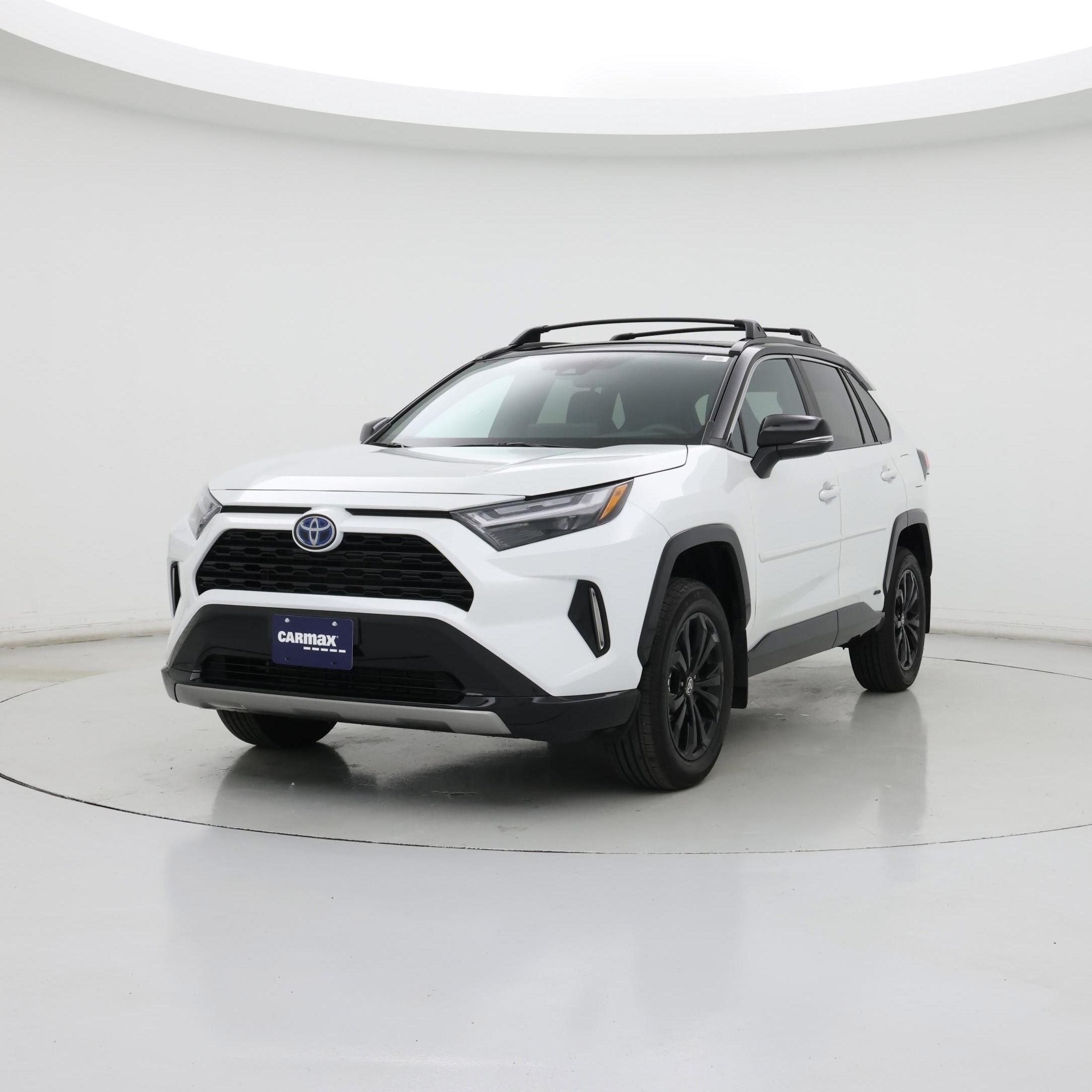 Thumbnail: 2024 Toyota RAV4 - 4