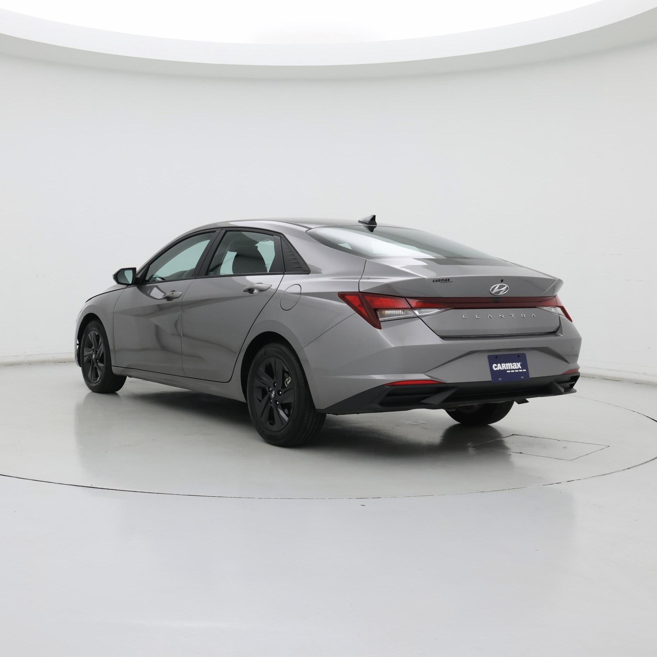 Thumbnail: 2023 Hyundai Elantra - 2