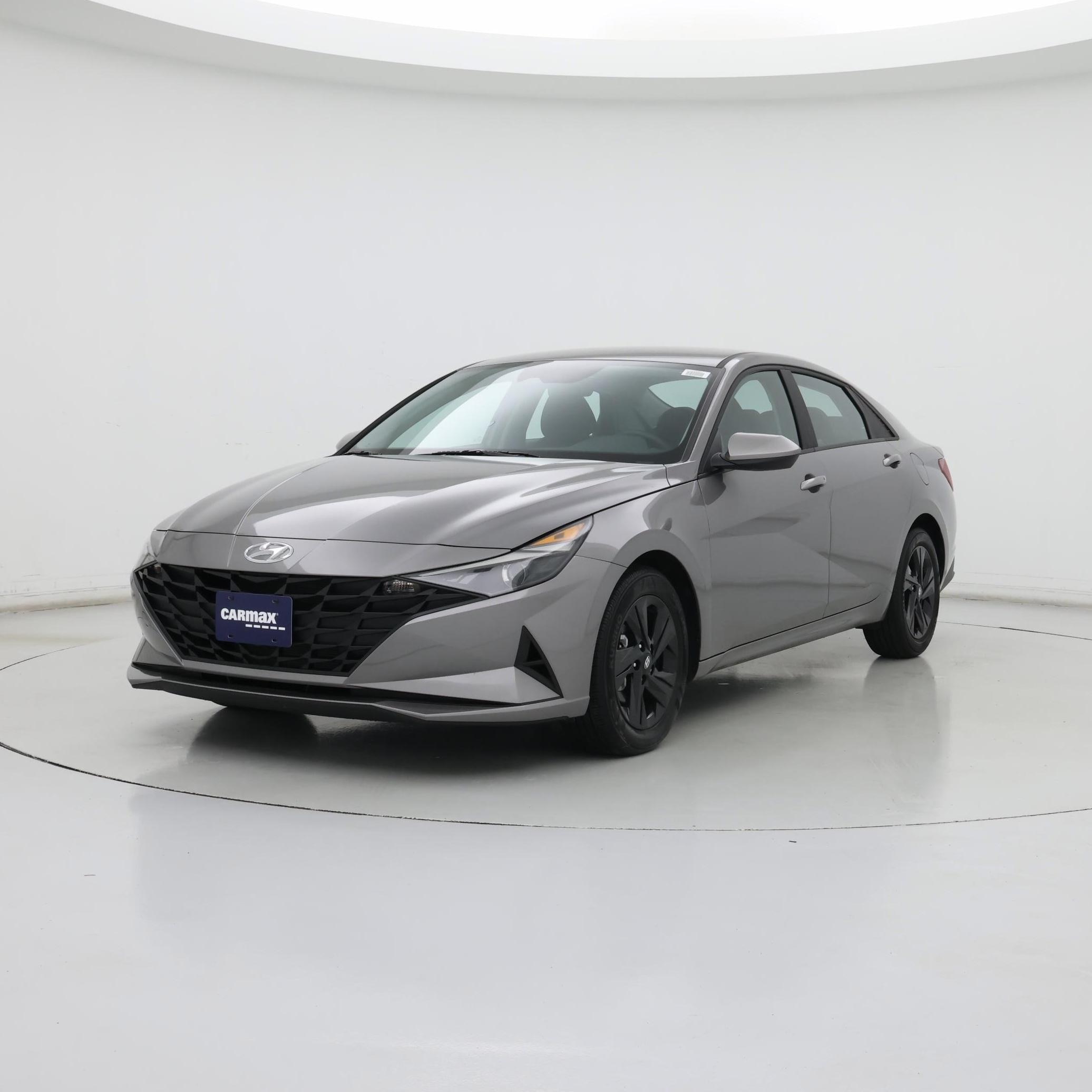 Thumbnail: 2023 Hyundai Elantra - 4