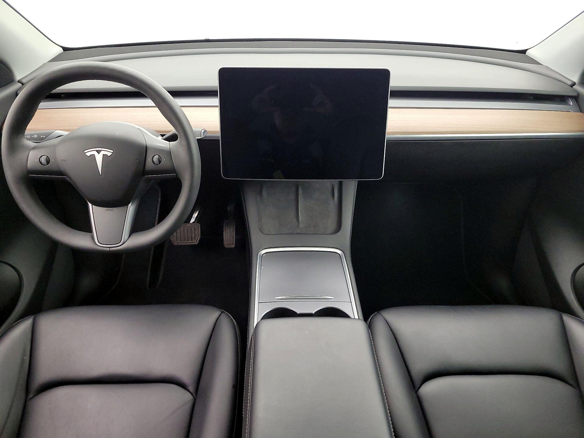 Thumbnail: 2022 Tesla Model Y - 9