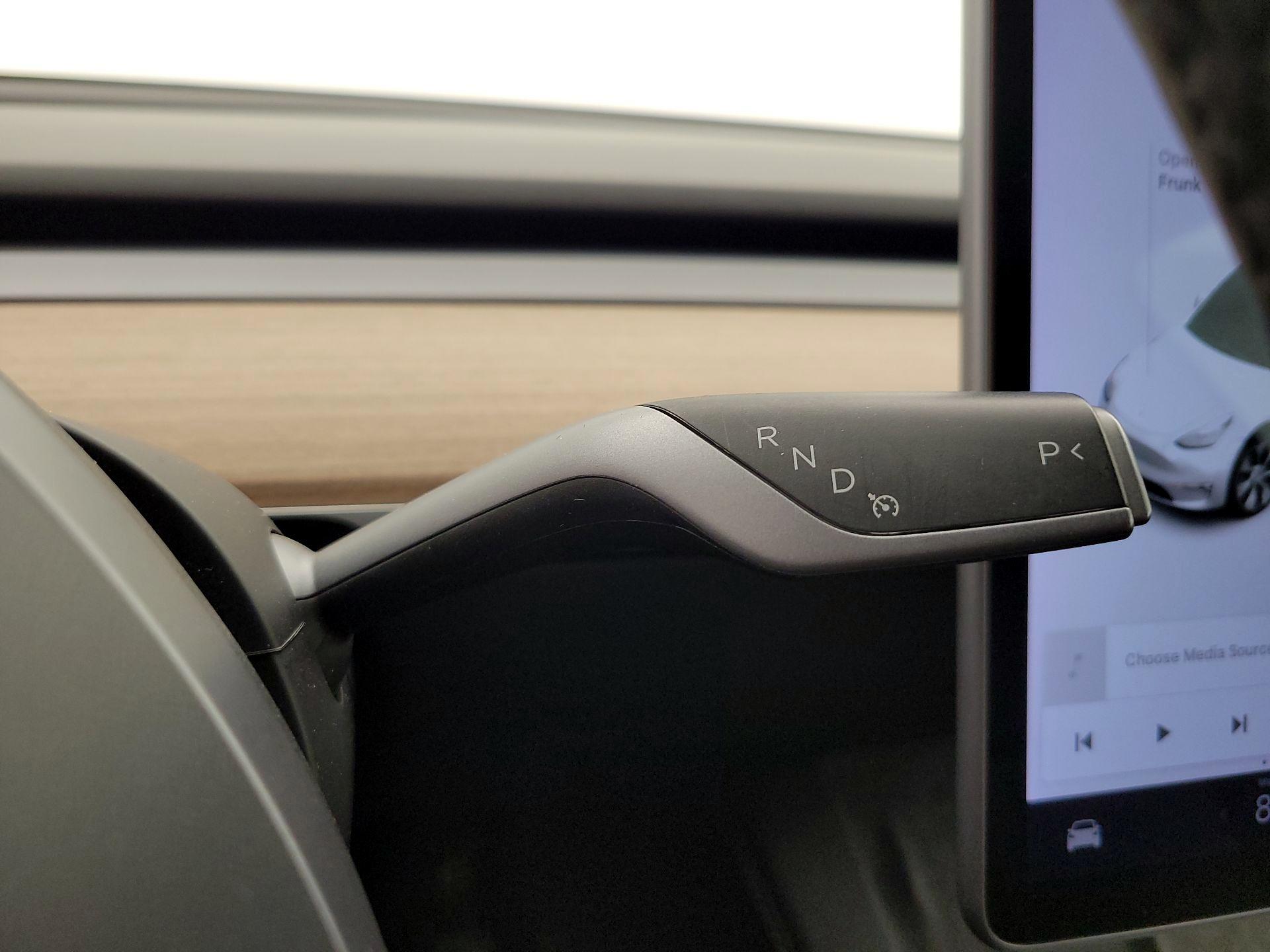 Thumbnail: 2022 Tesla Model Y - 17