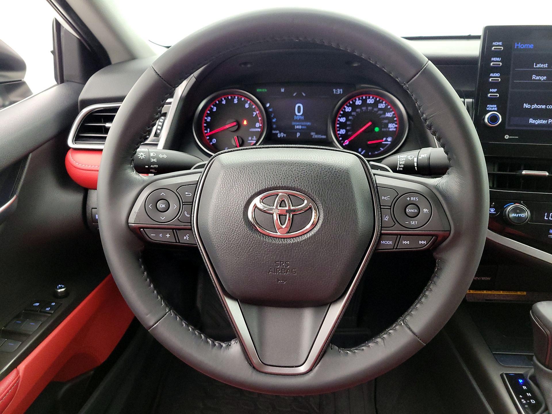 Thumbnail: 2021 Toyota Camry - 10