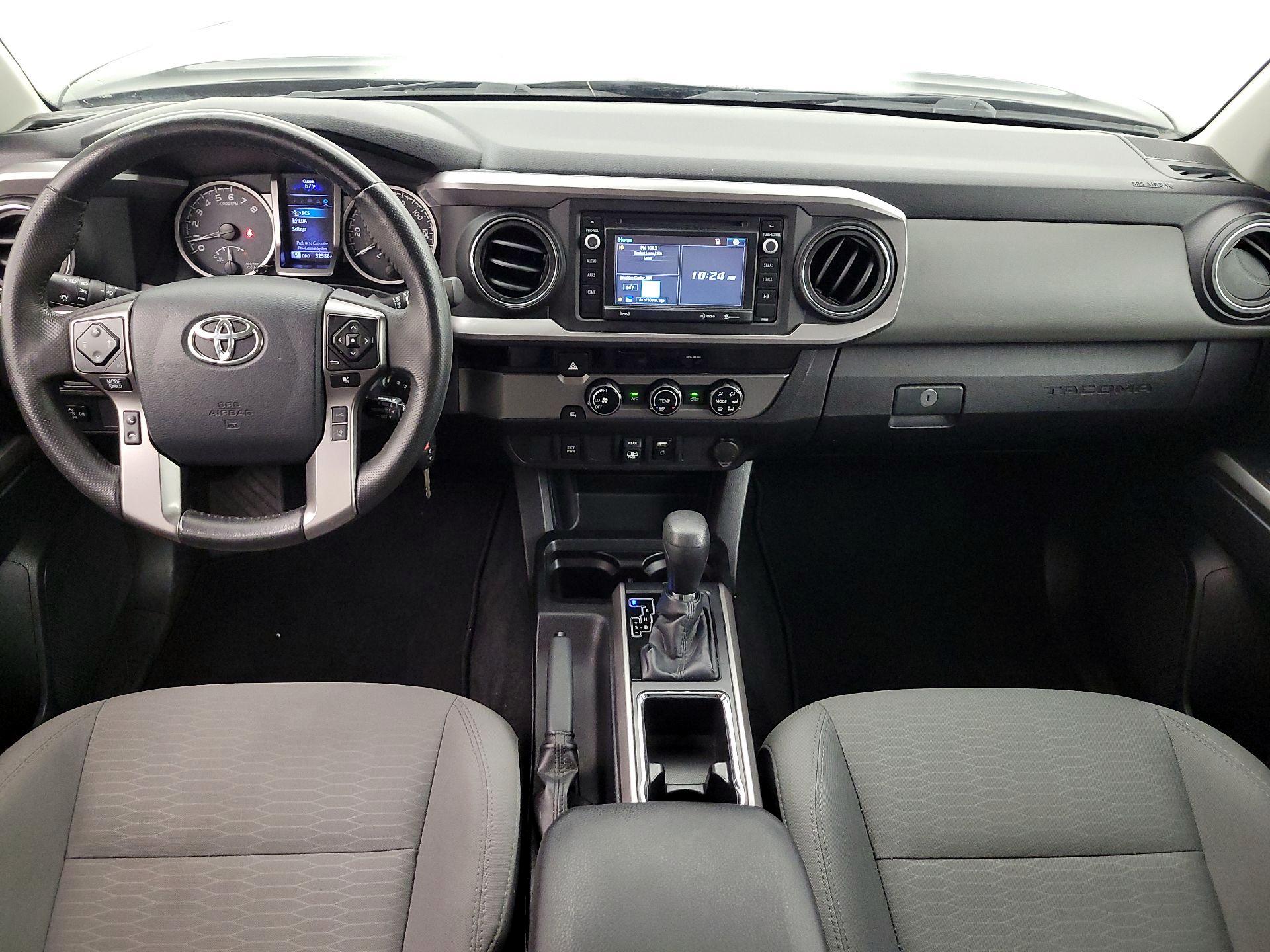 Thumbnail: 2018 Toyota Tacoma - 9