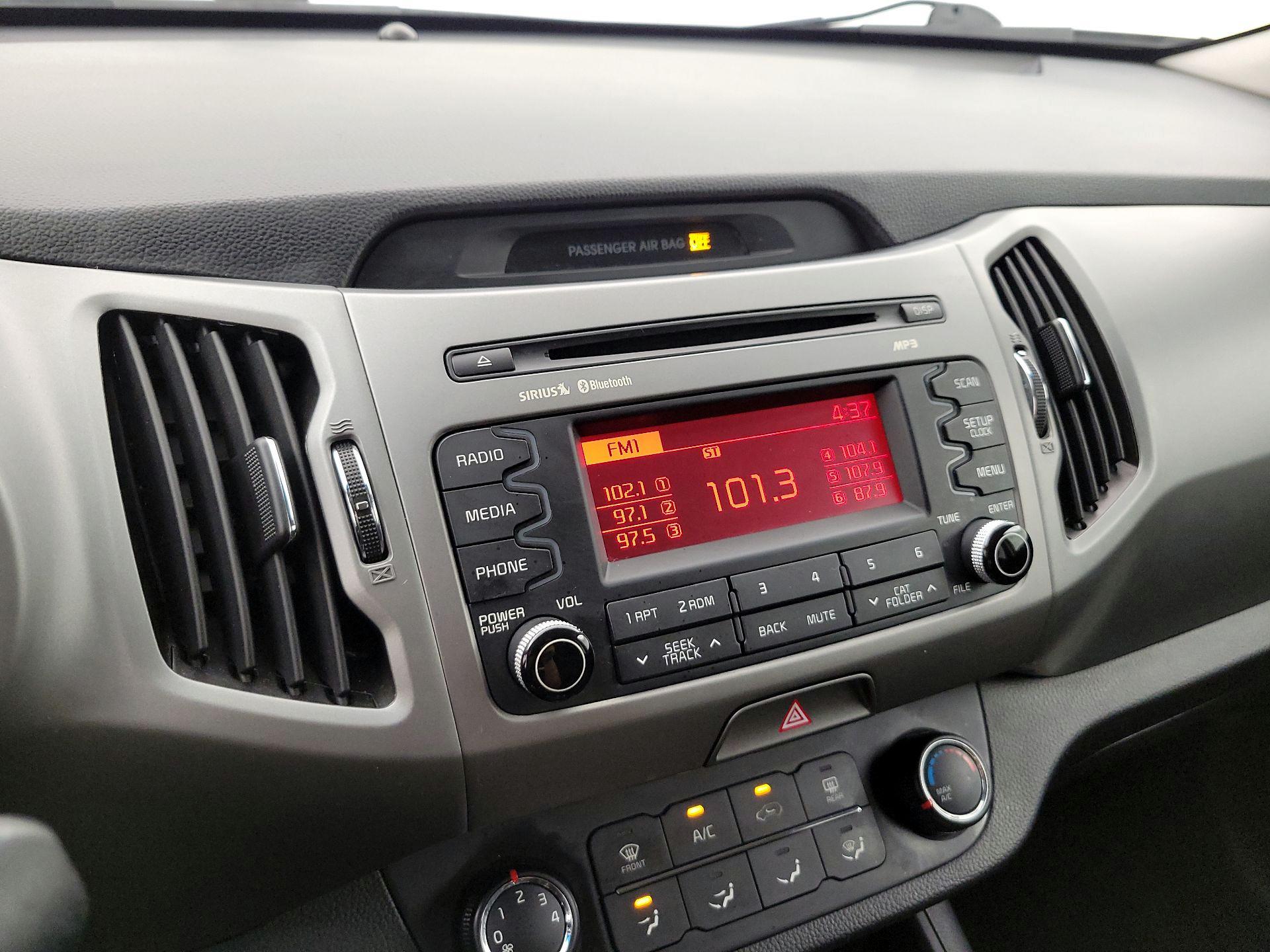 Thumbnail: 2016 Kia Sportage - 14