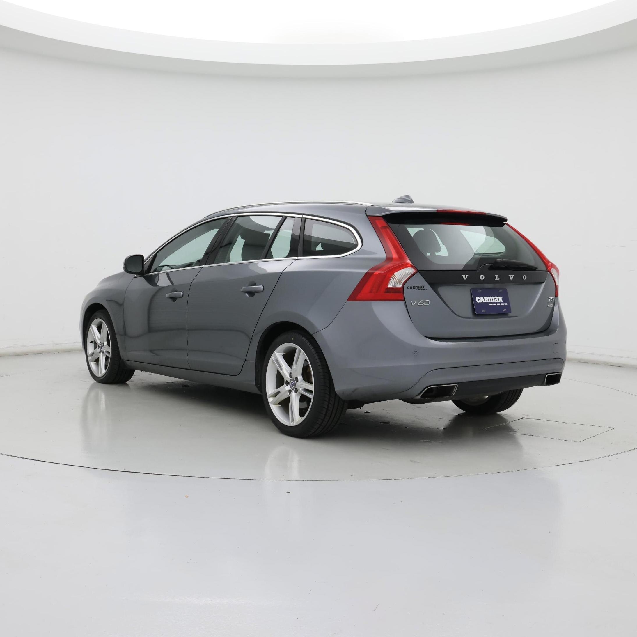 Thumbnail: 2017 Volvo V60 - 2