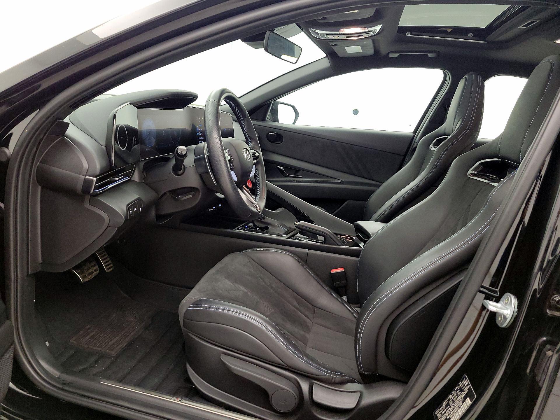 Thumbnail: 2023 Hyundai Elantra - 11