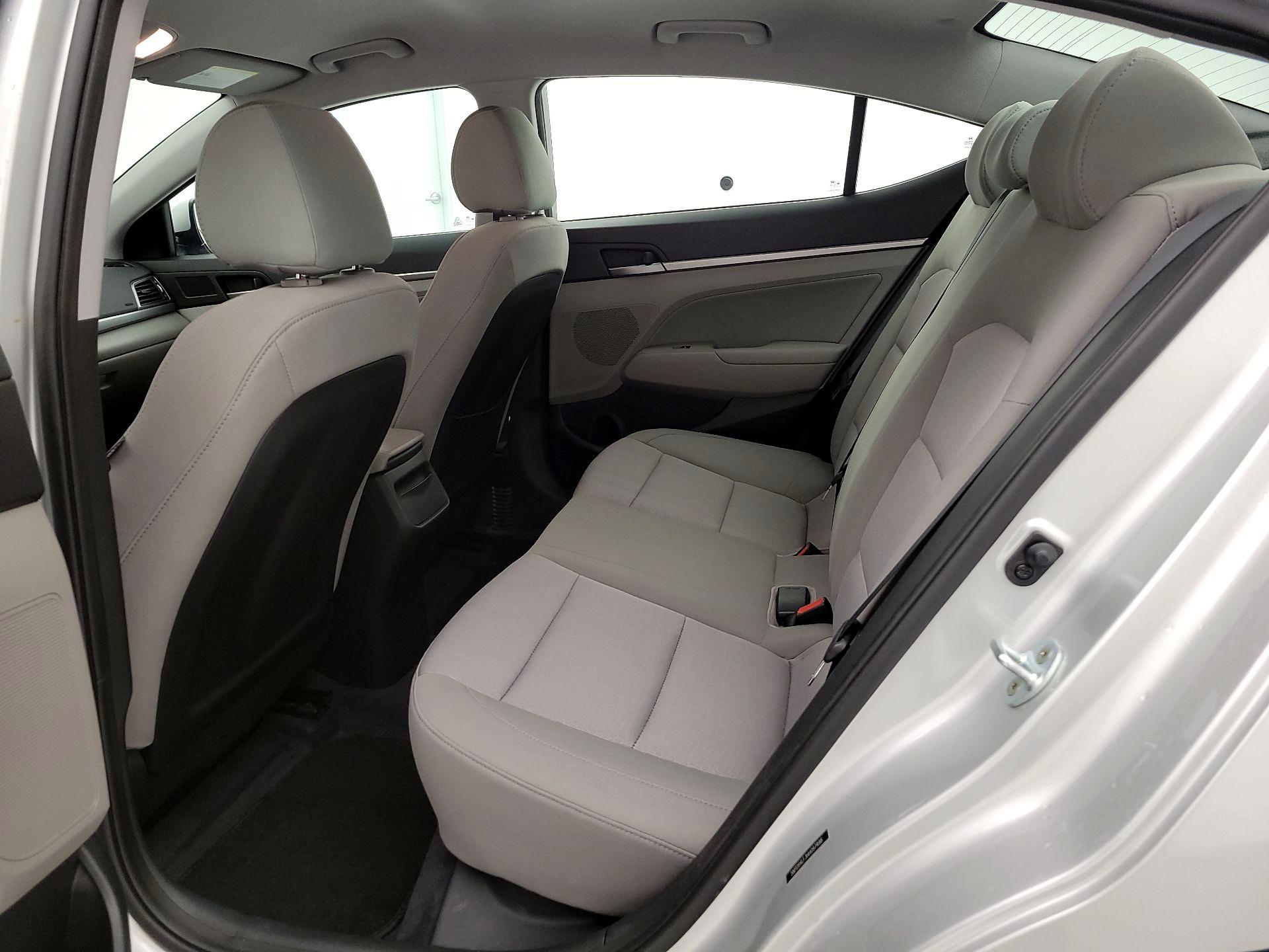 Thumbnail: 2017 Hyundai Elantra - 19