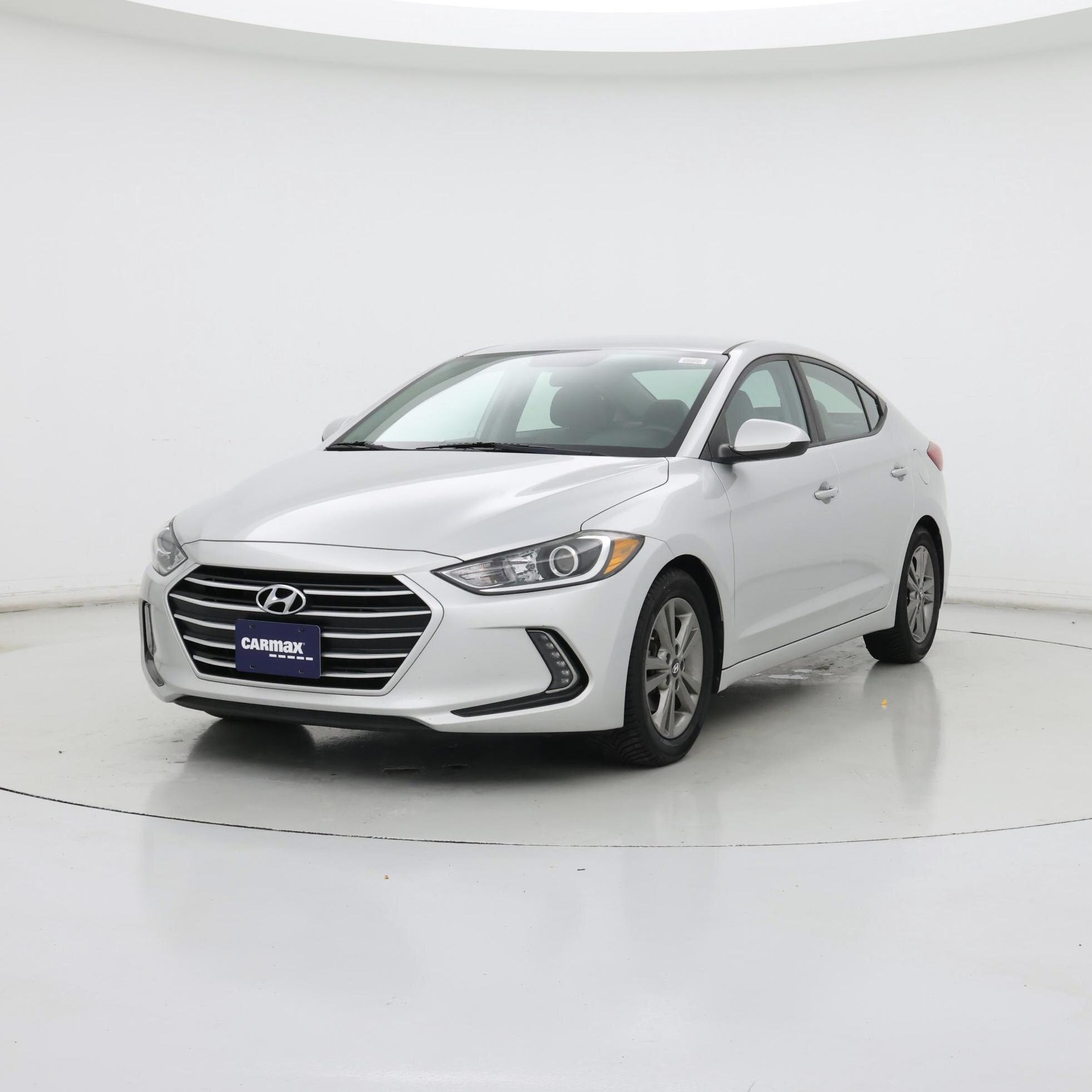 Thumbnail: 2017 Hyundai Elantra - 4