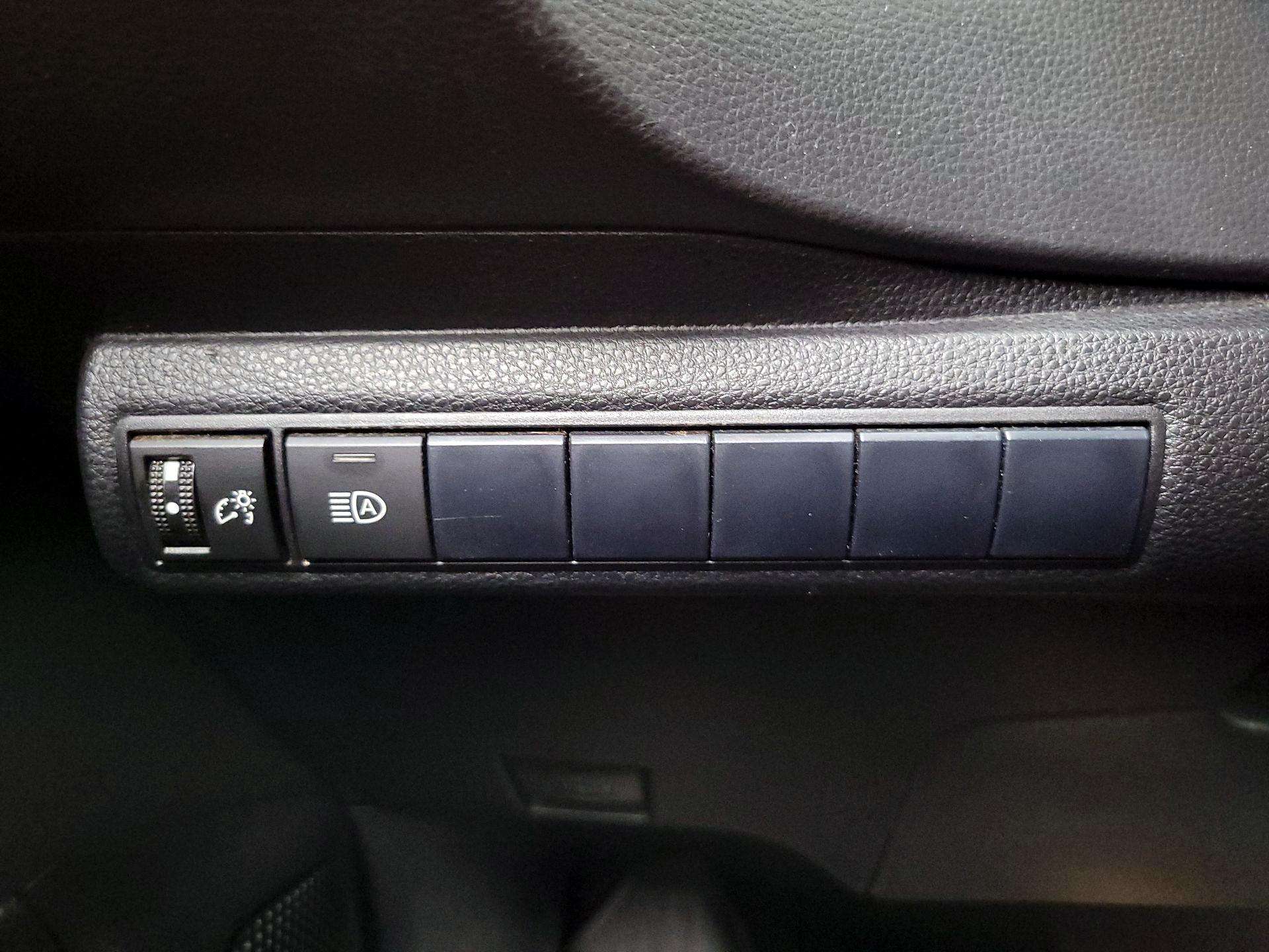 Thumbnail: 2019 Toyota Corolla - 13