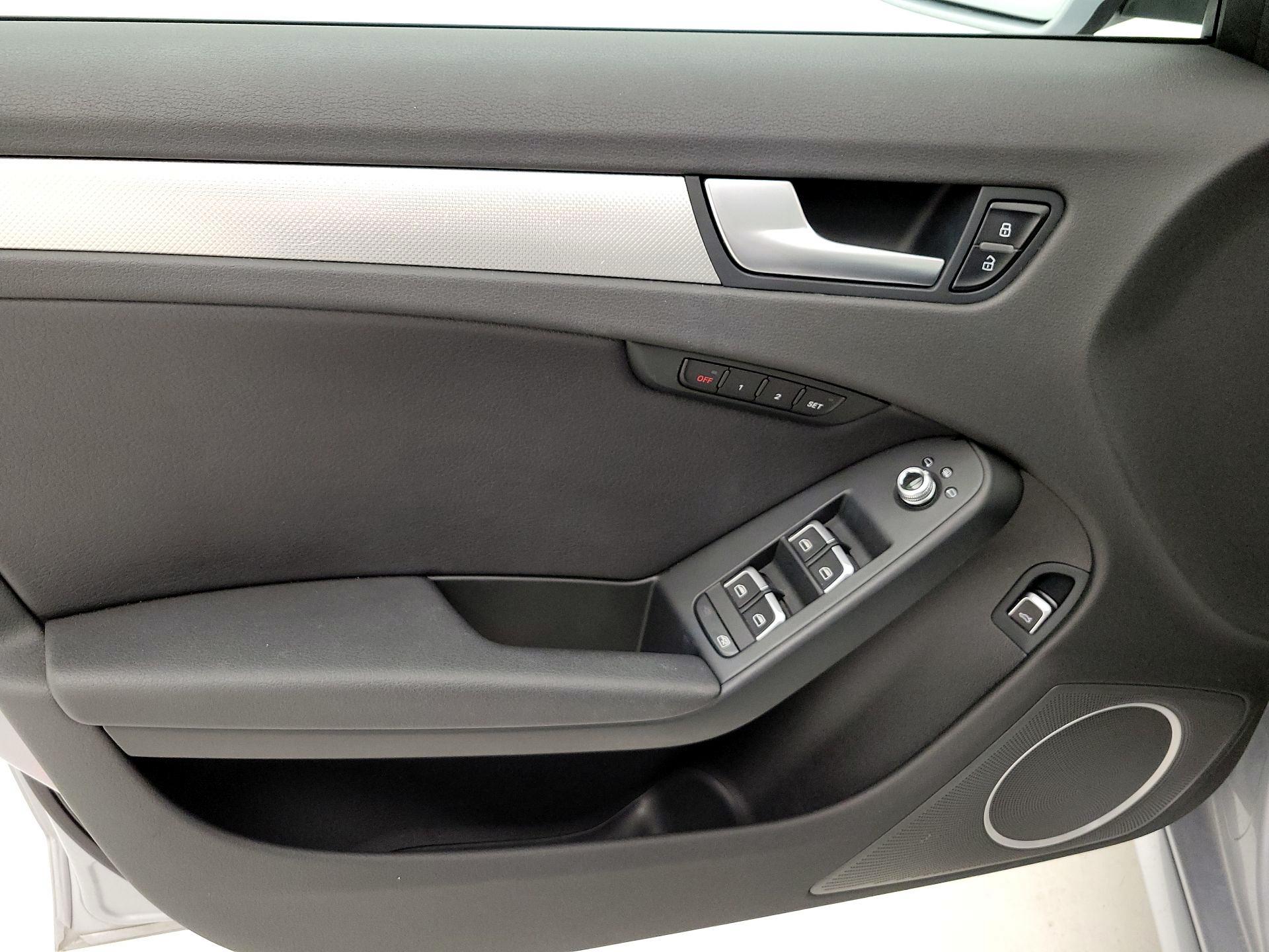 Thumbnail: 2015 Audi A4 - 12