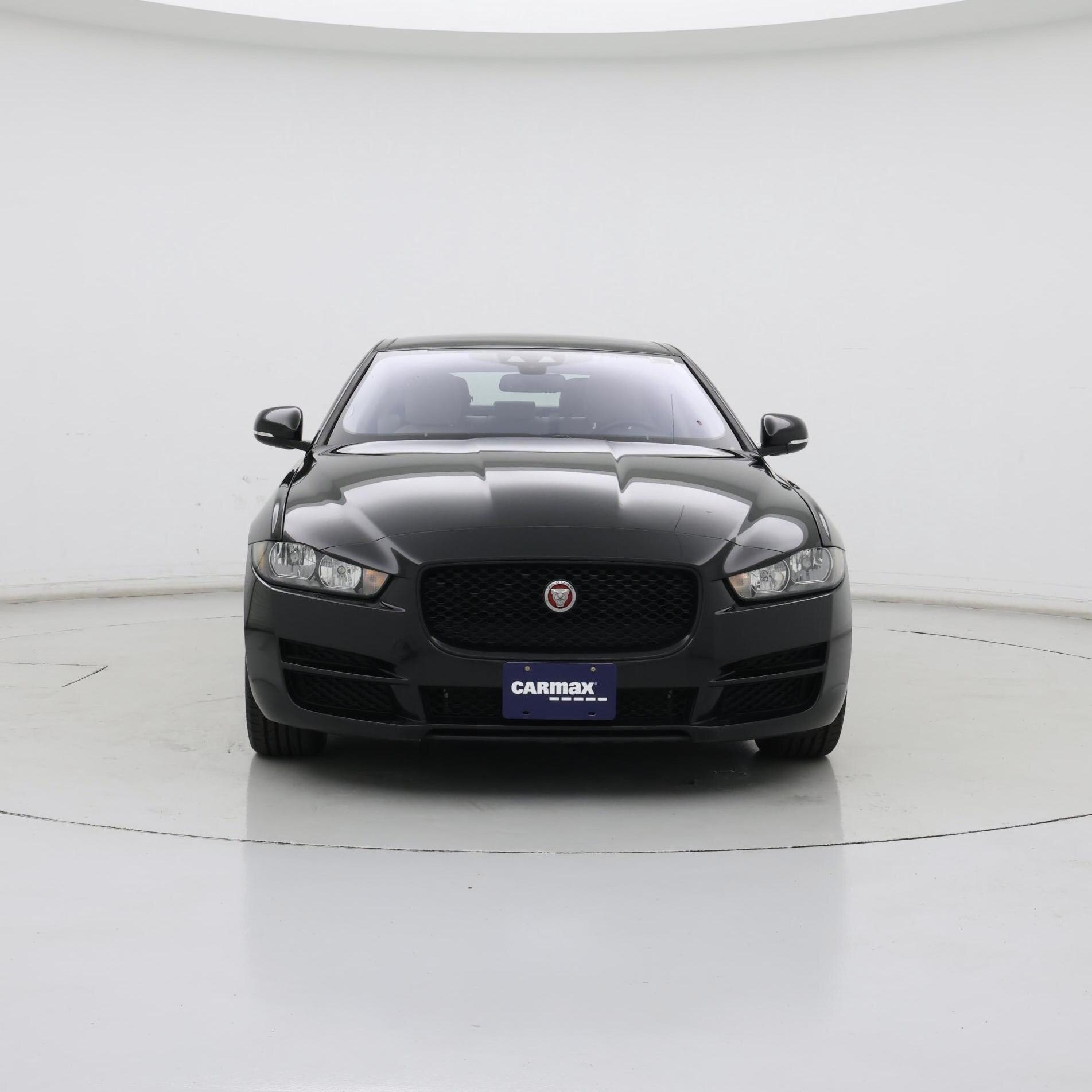 Thumbnail: 2017 Jaguar XE - 5