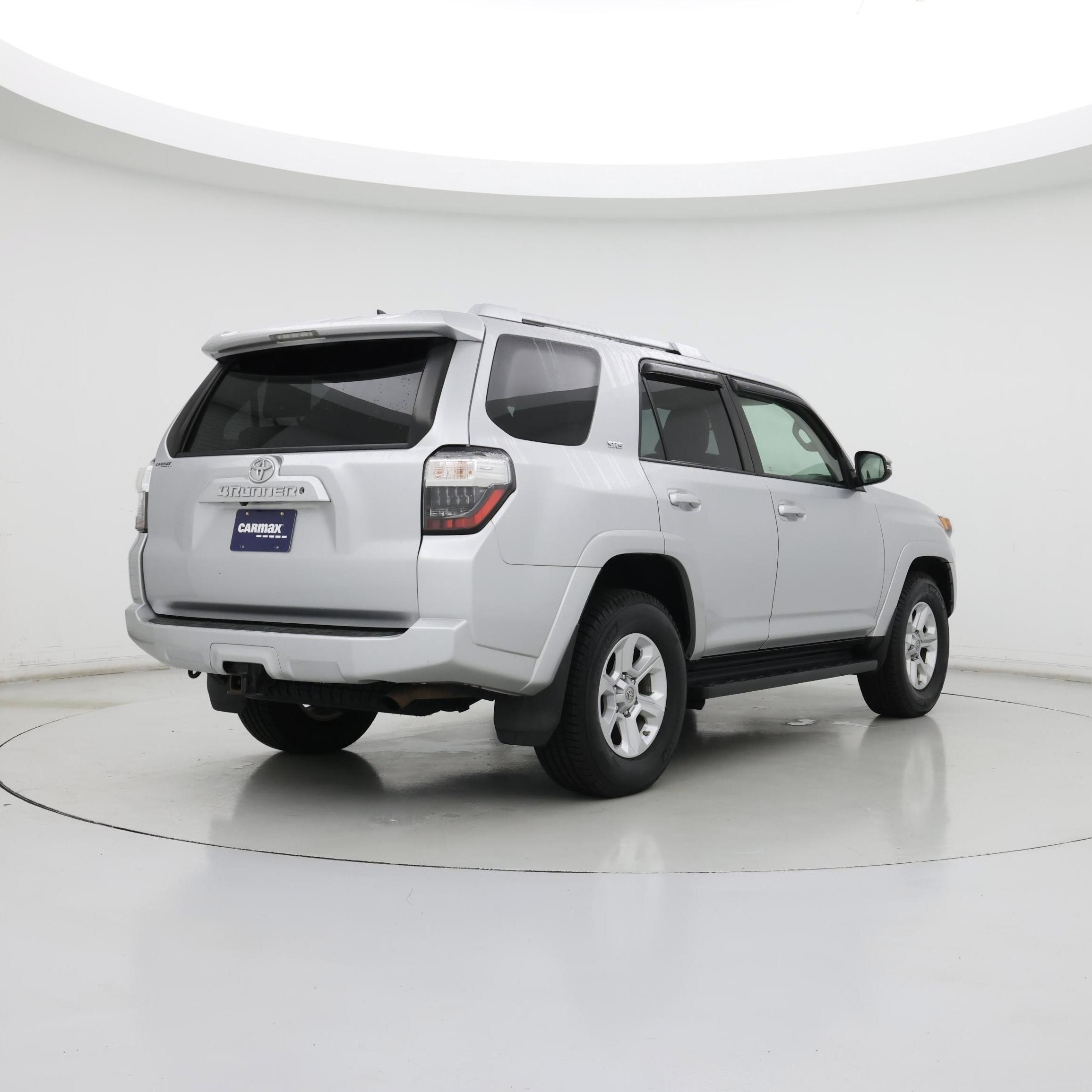 Thumbnail: 2015 Toyota 4Runner - 8
