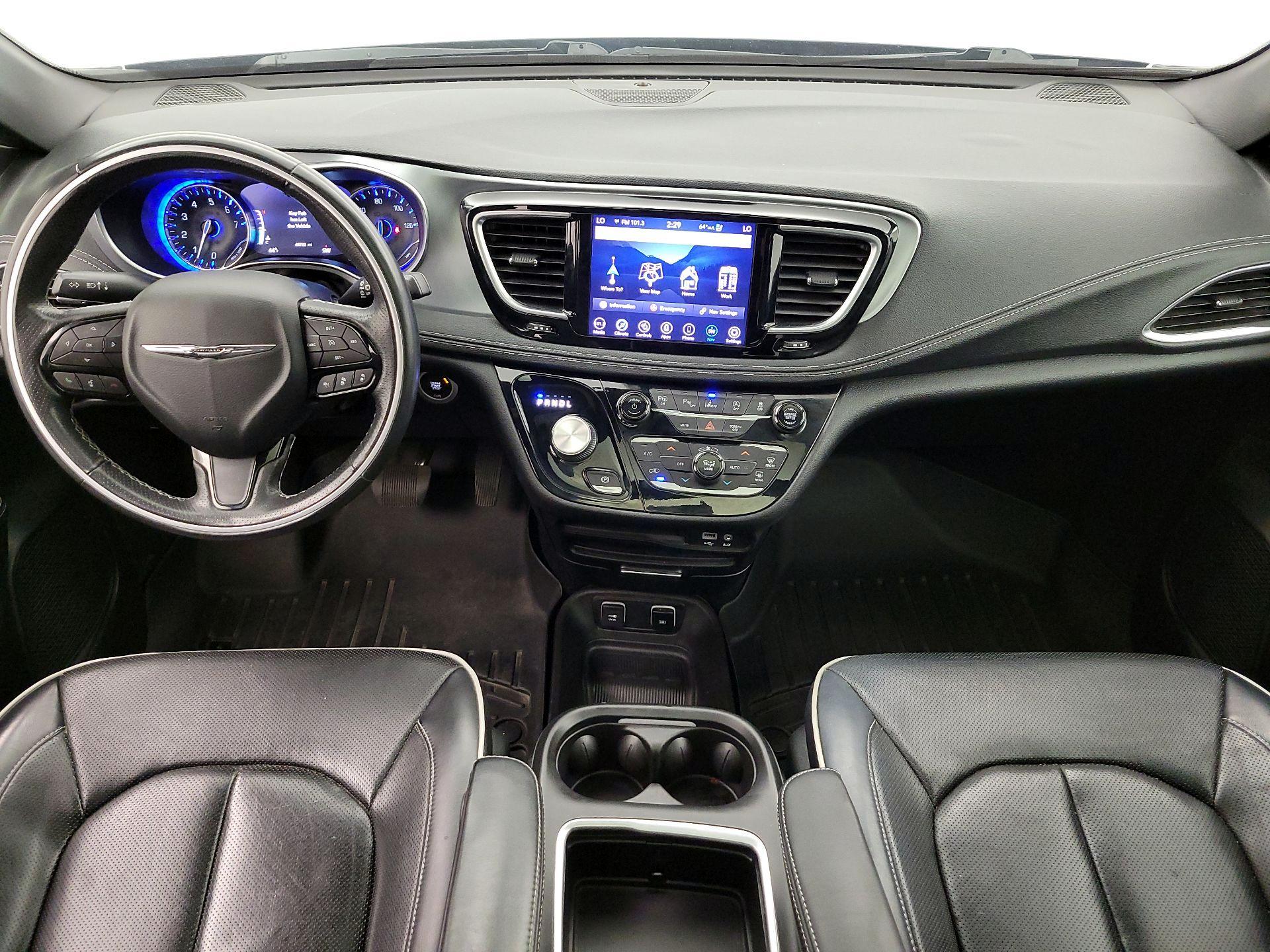 Thumbnail: 2020 Chrysler Pacifica - 9